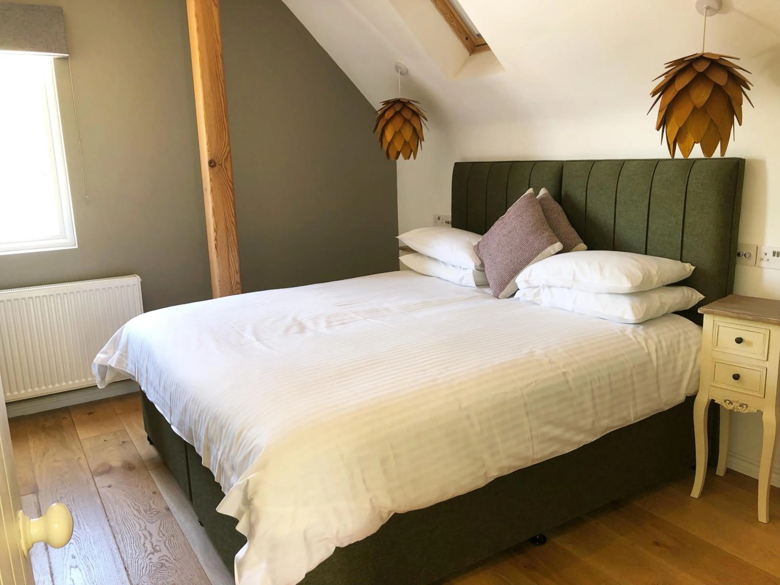 Bed in The Cottages at Crouchers Orchards