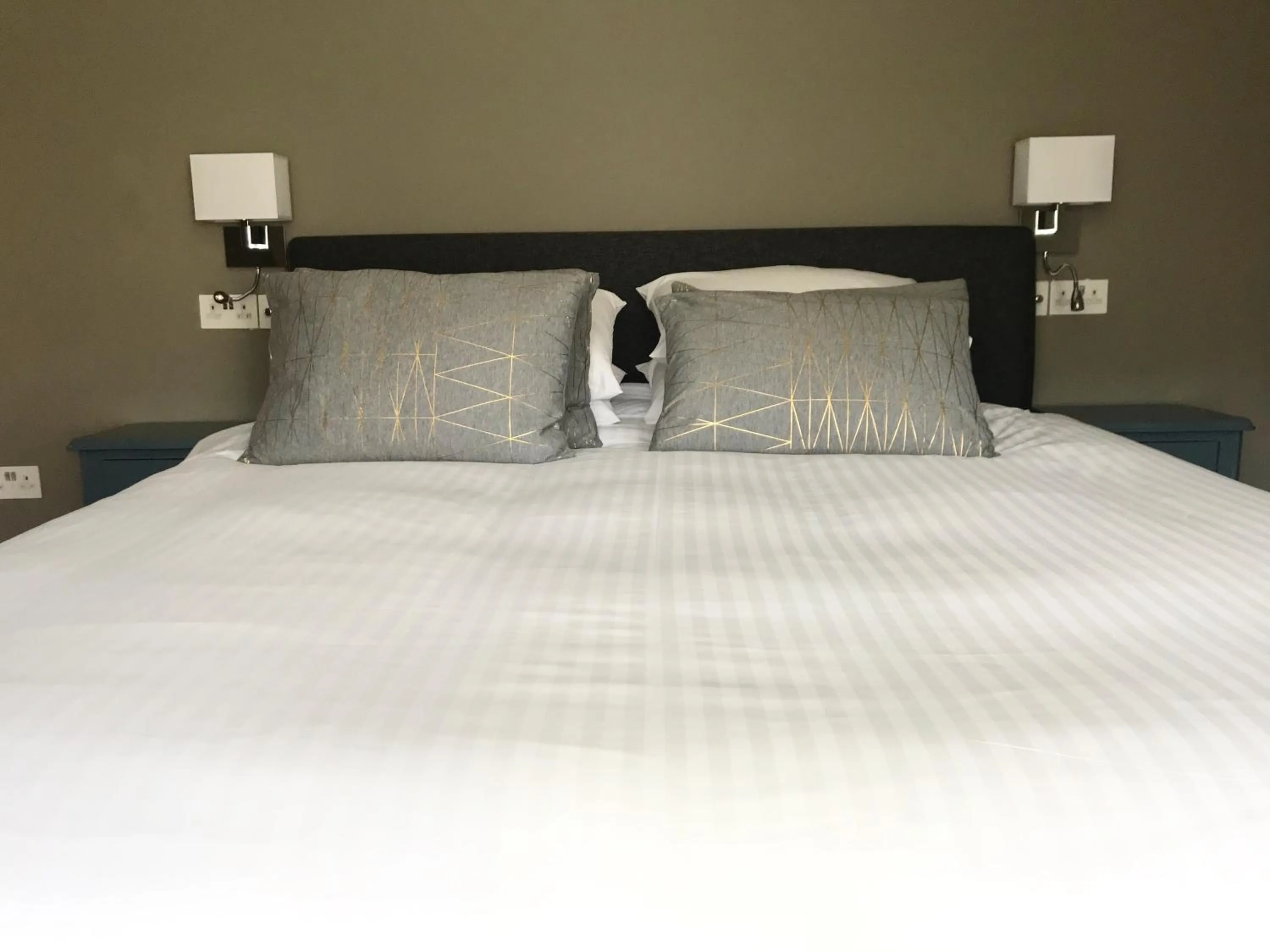 Bed in The Cottages at Crouchers Orchards