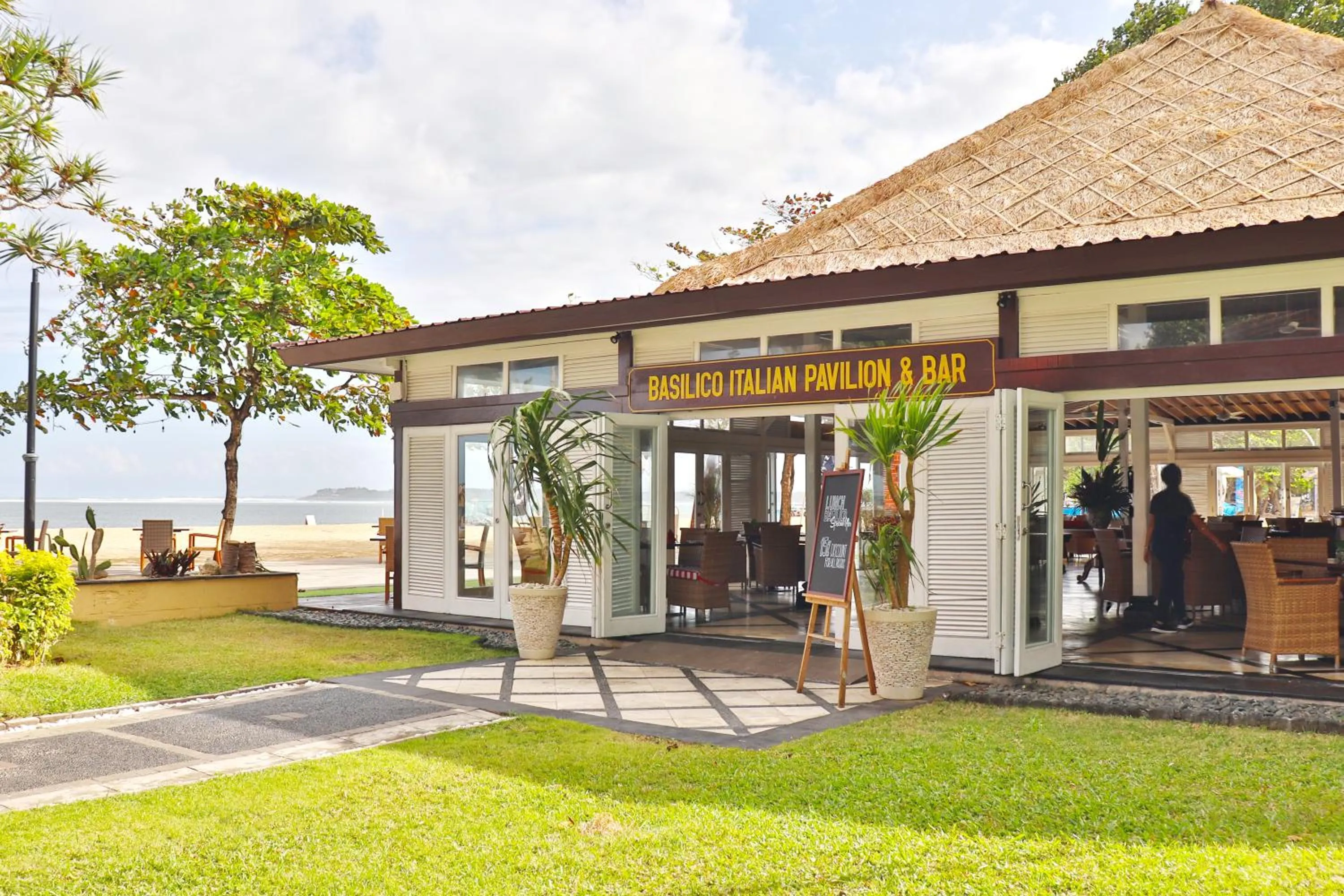 Restaurant/places to eat in Prama Sanur Beach Bali