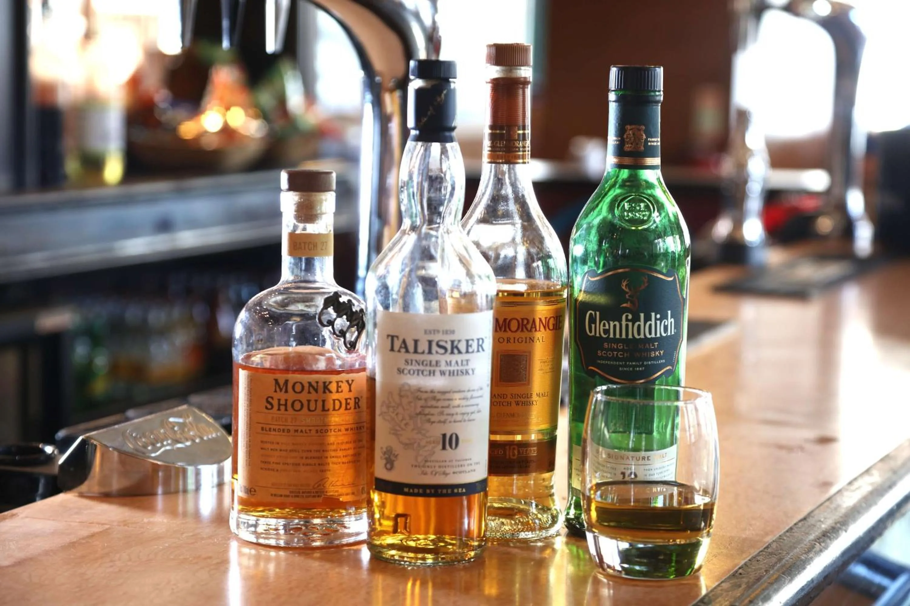 Lounge or bar in Best Western Queens Hotel