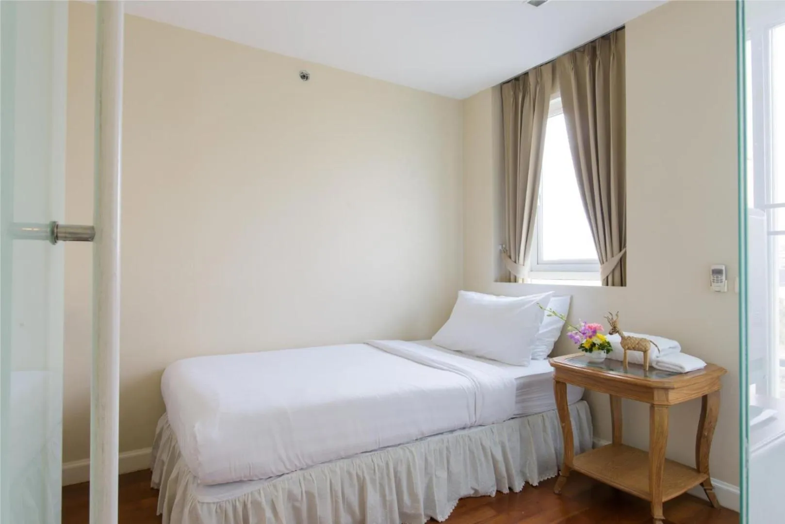 Bed in Sabai Sathorn Service Apartment
