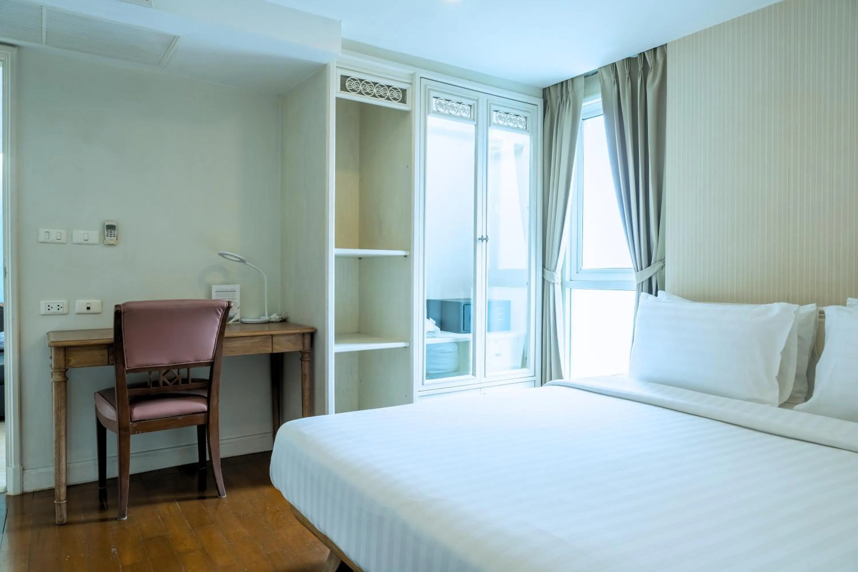 Bed in Sabai Sathorn Service Apartment