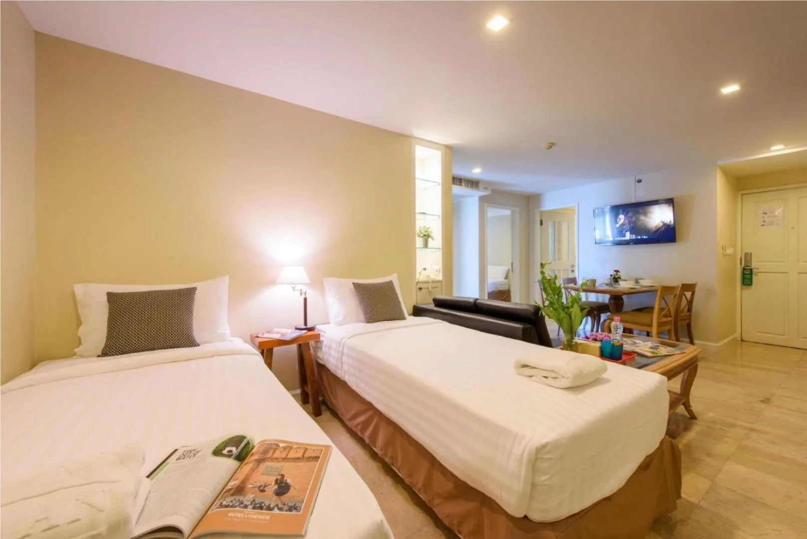 Bed in Sabai Sathorn Service Apartment