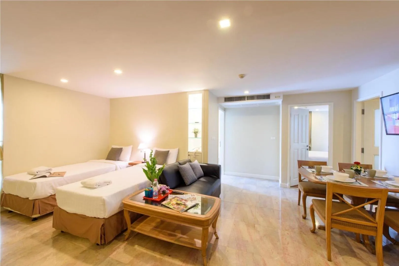 Bed in Sabai Sathorn Service Apartment