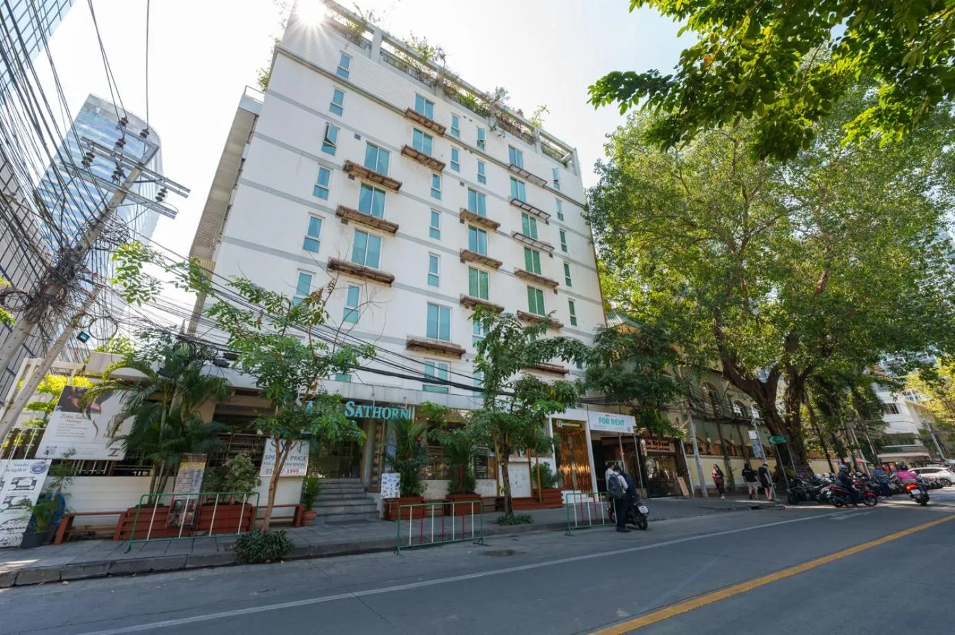 Property building in Sabai Sathorn Service Apartment