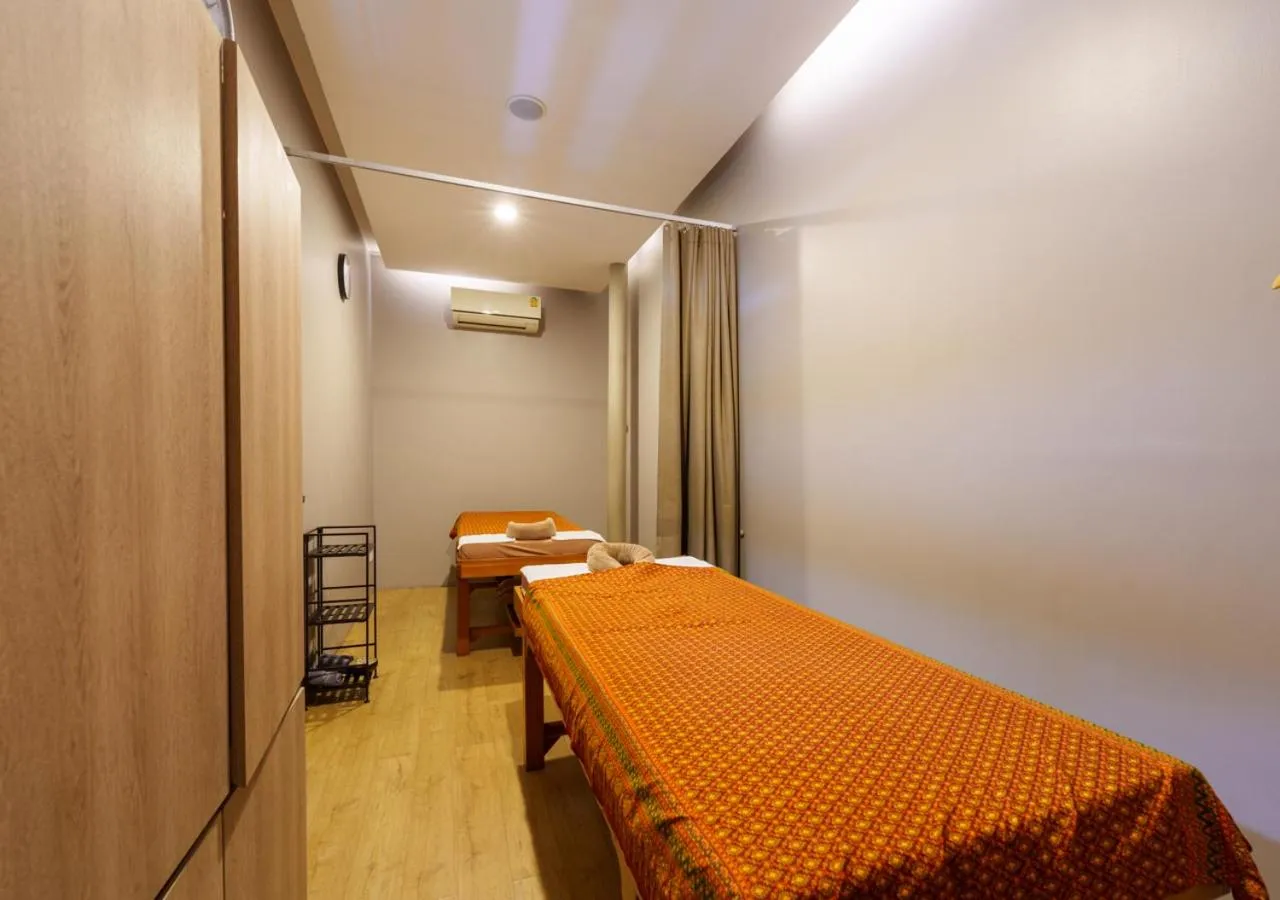 Spa and wellness centre/facilities, Bed in Sabai Sathorn Service Apartment
