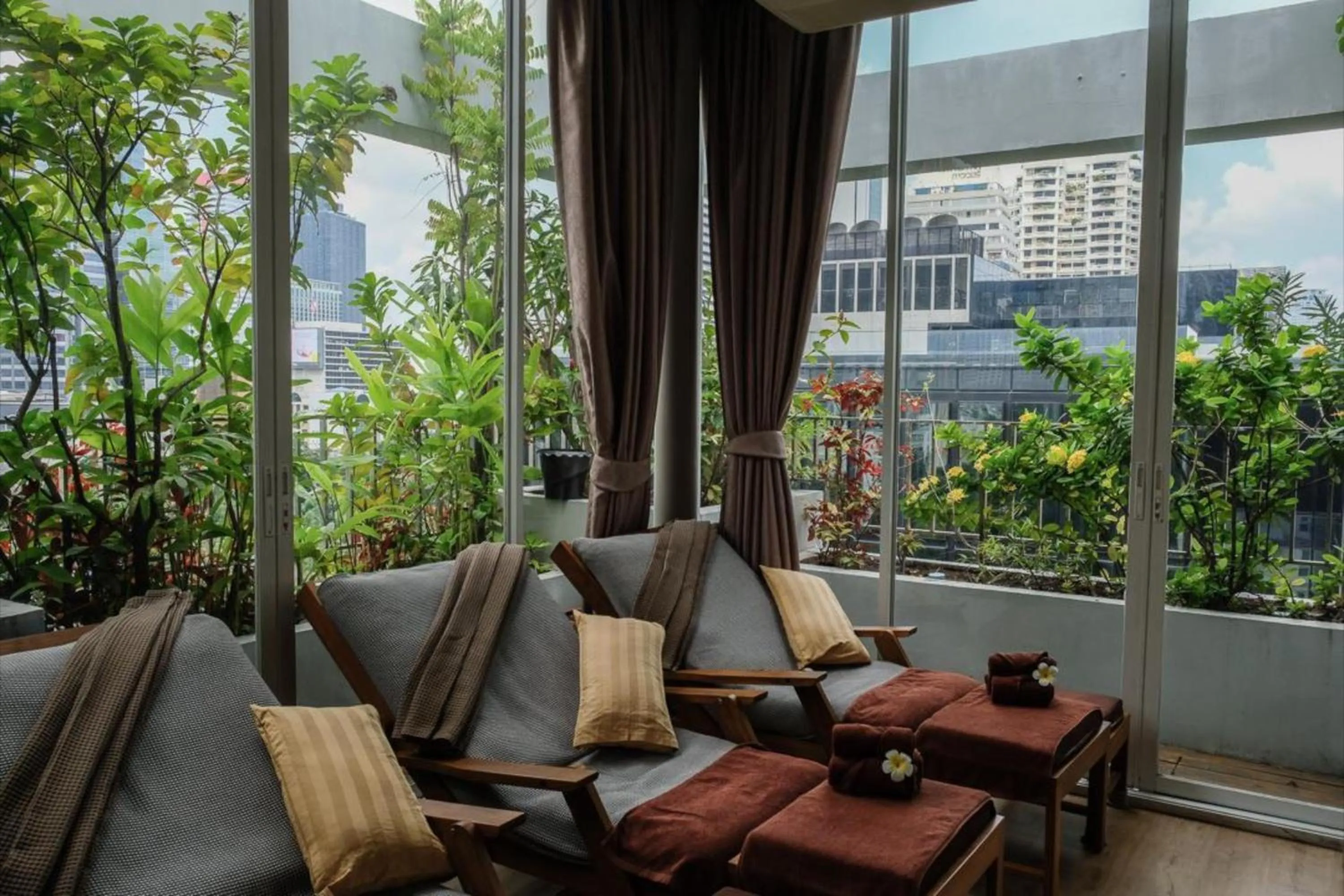 Spa and wellness centre/facilities in Sabai Sathorn Service Apartment