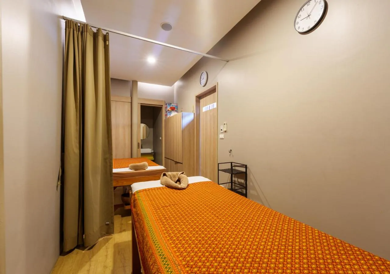 Spa and wellness centre/facilities, Bed in Sabai Sathorn Service Apartment