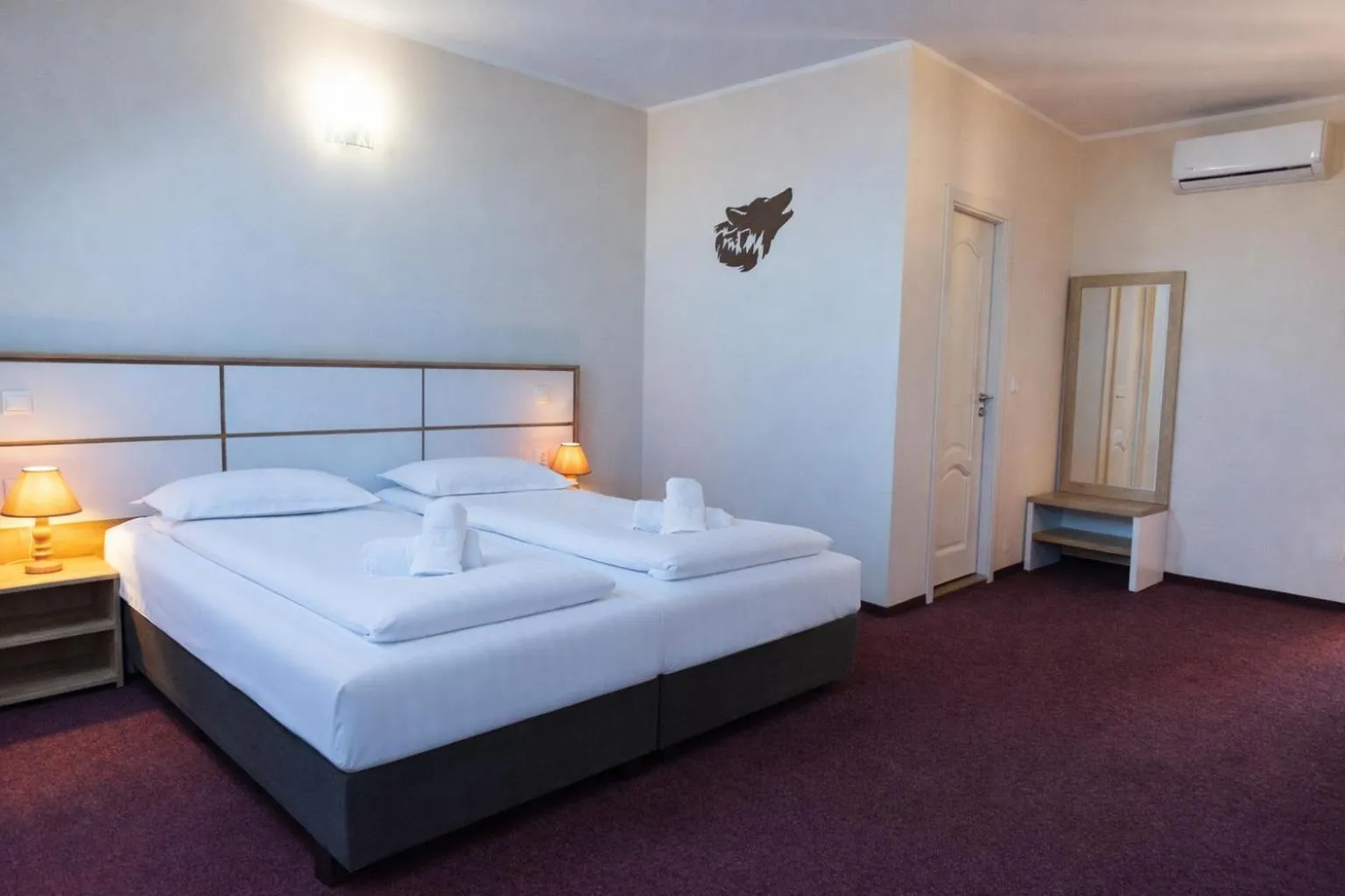 Bed in Long Street Hotel