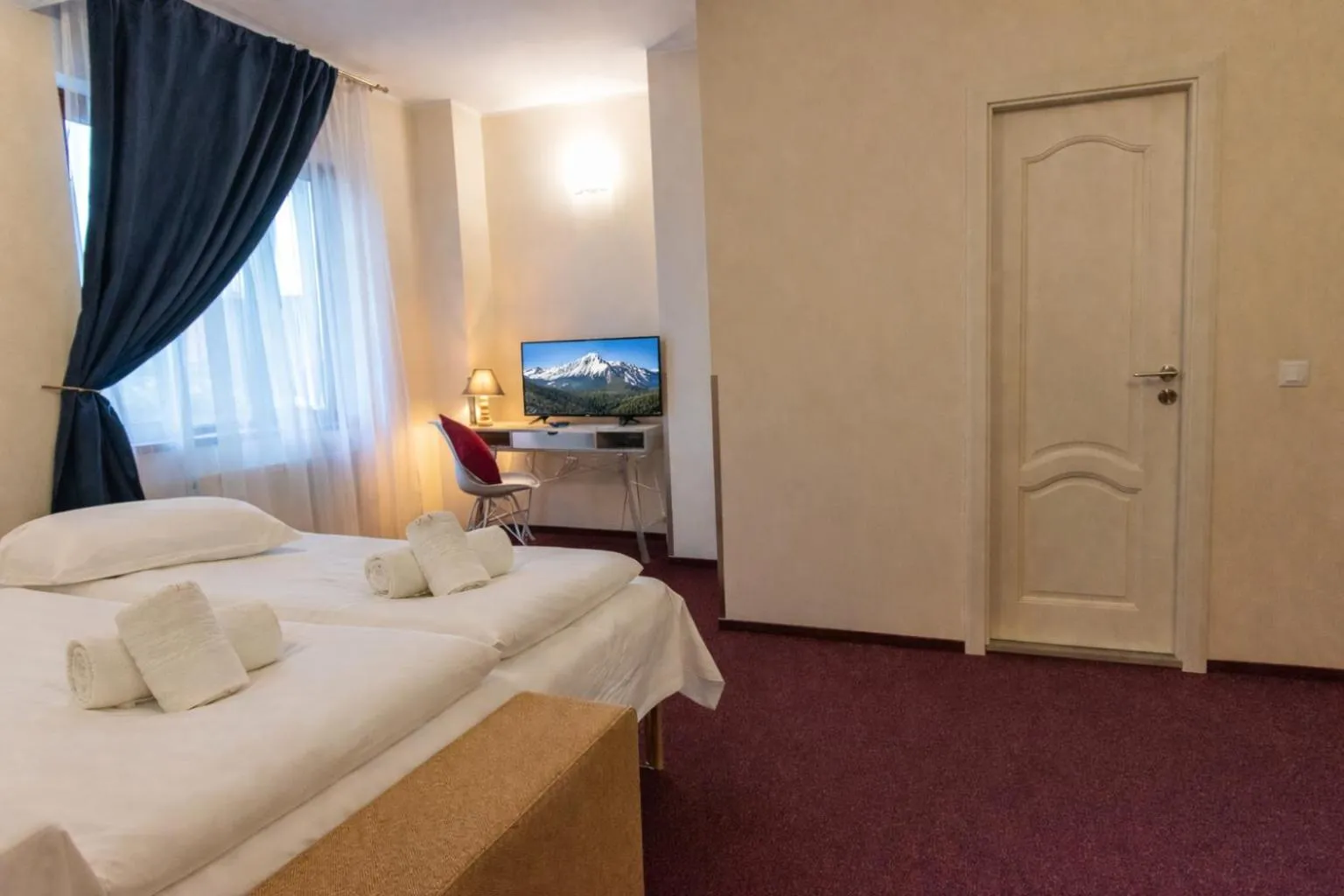 TV and multimedia, Bed in Long Street Hotel