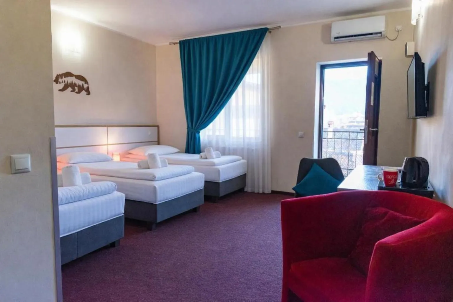 Bed in Long Street Hotel