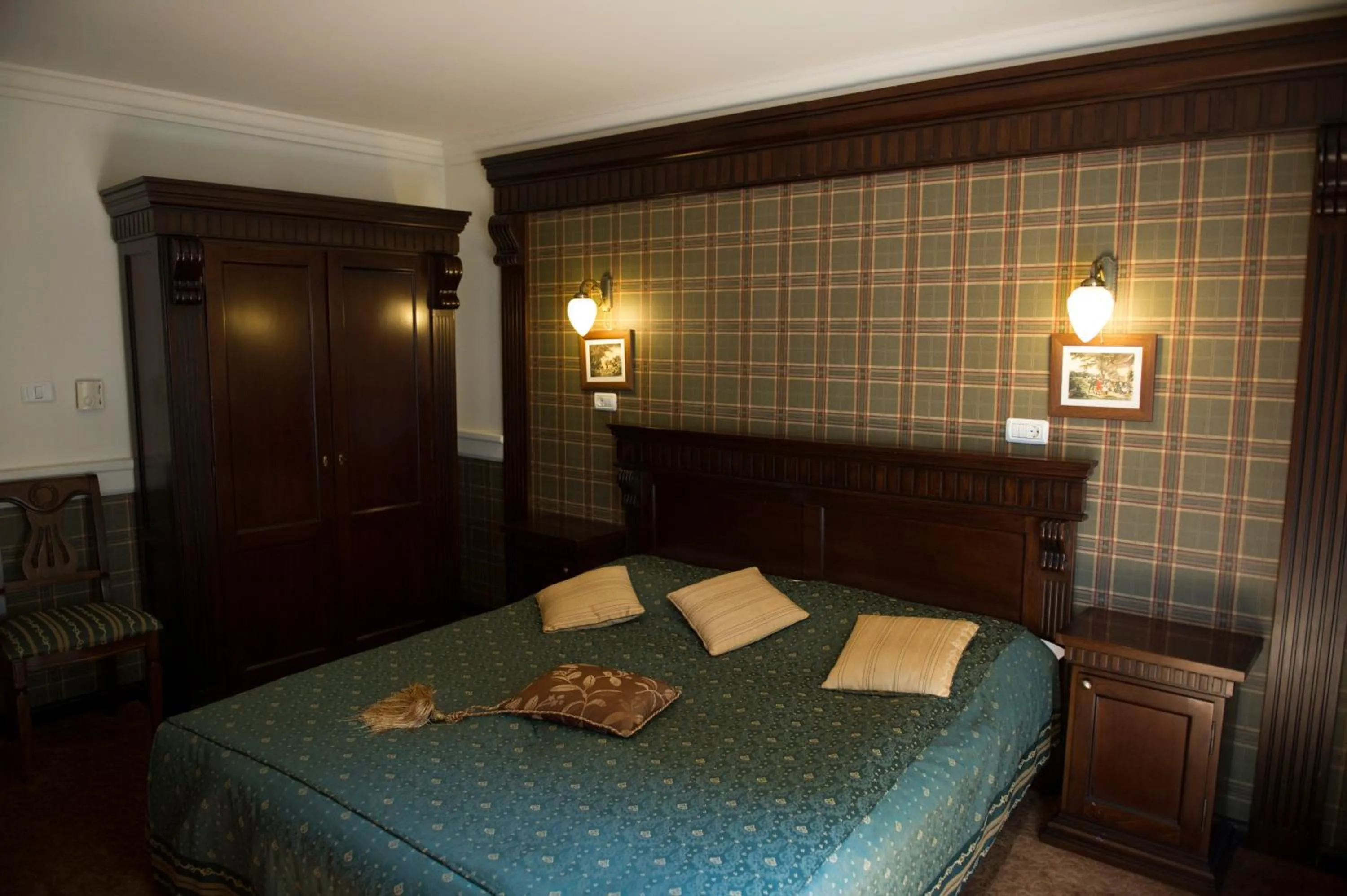 Bed in Hotel Stejarul