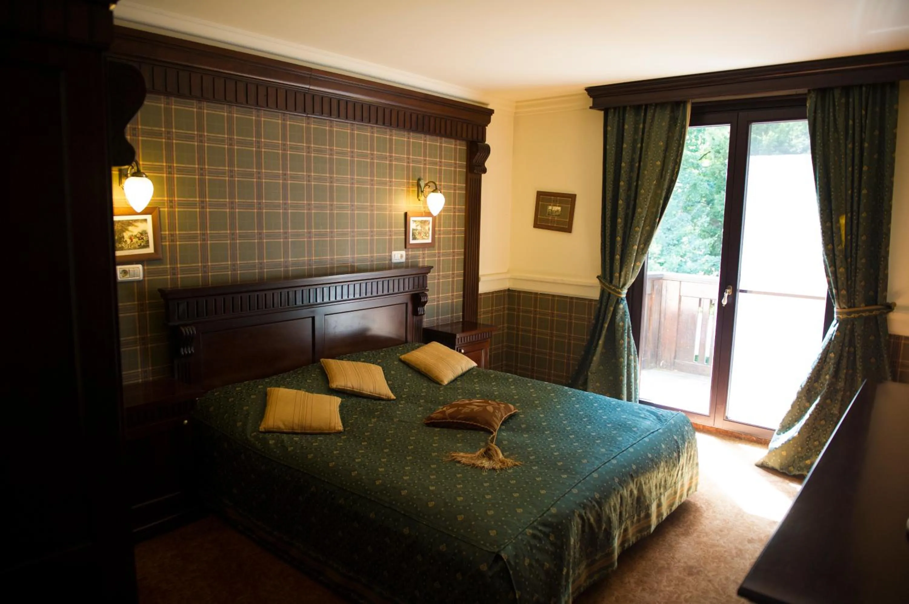 Bed in Hotel Stejarul