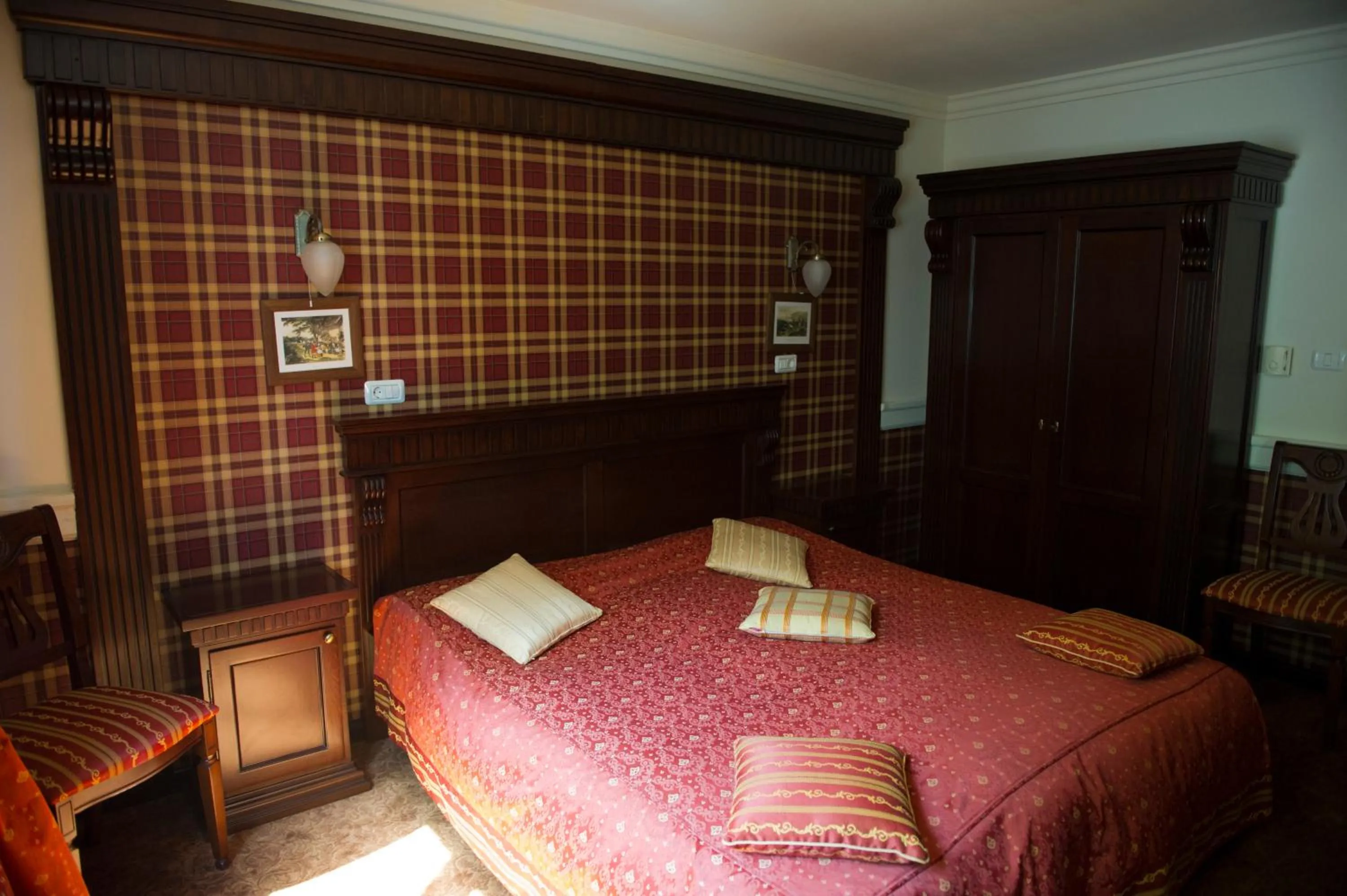 Bed in Hotel Stejarul