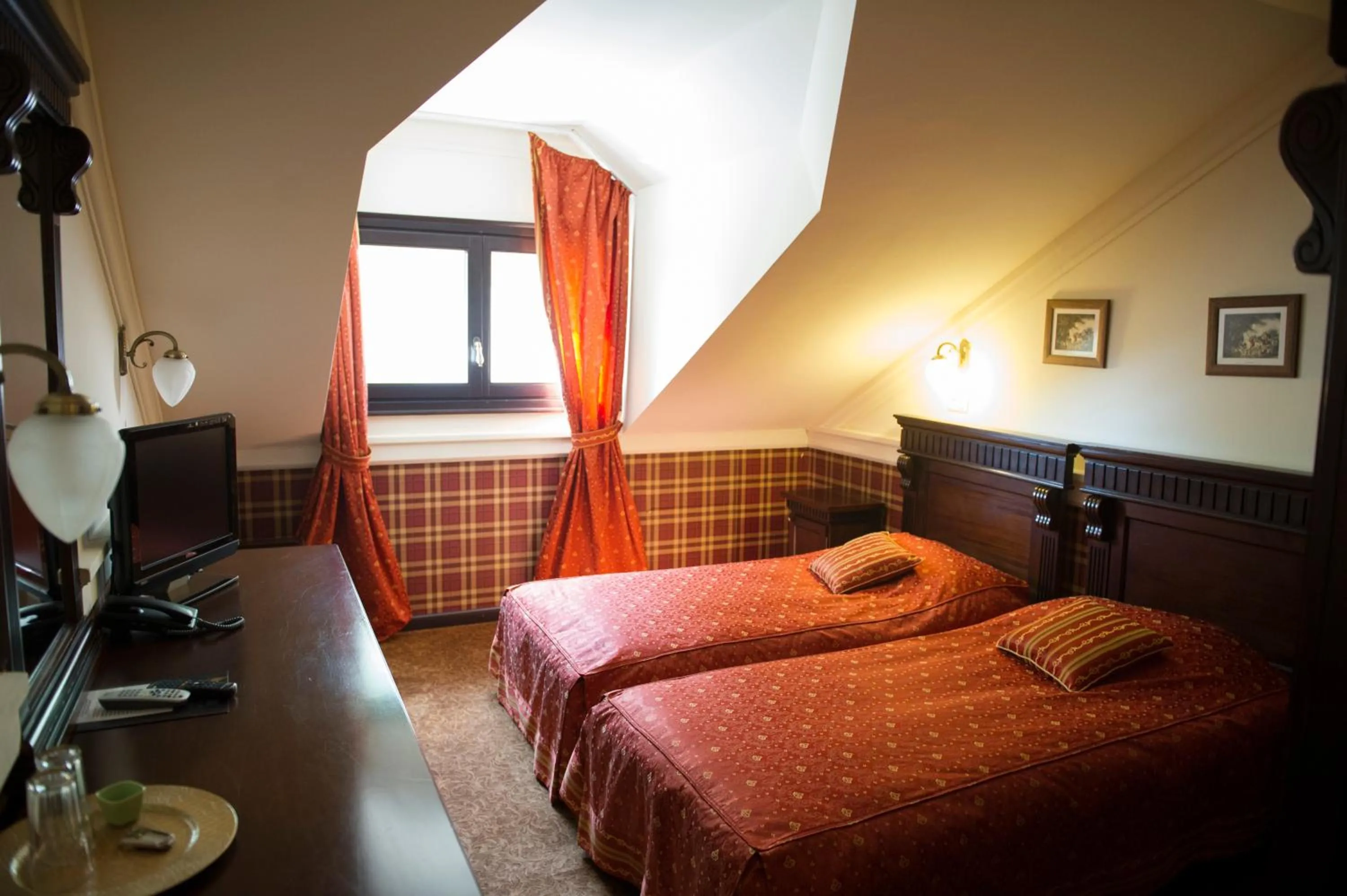 Bed in Hotel Stejarul