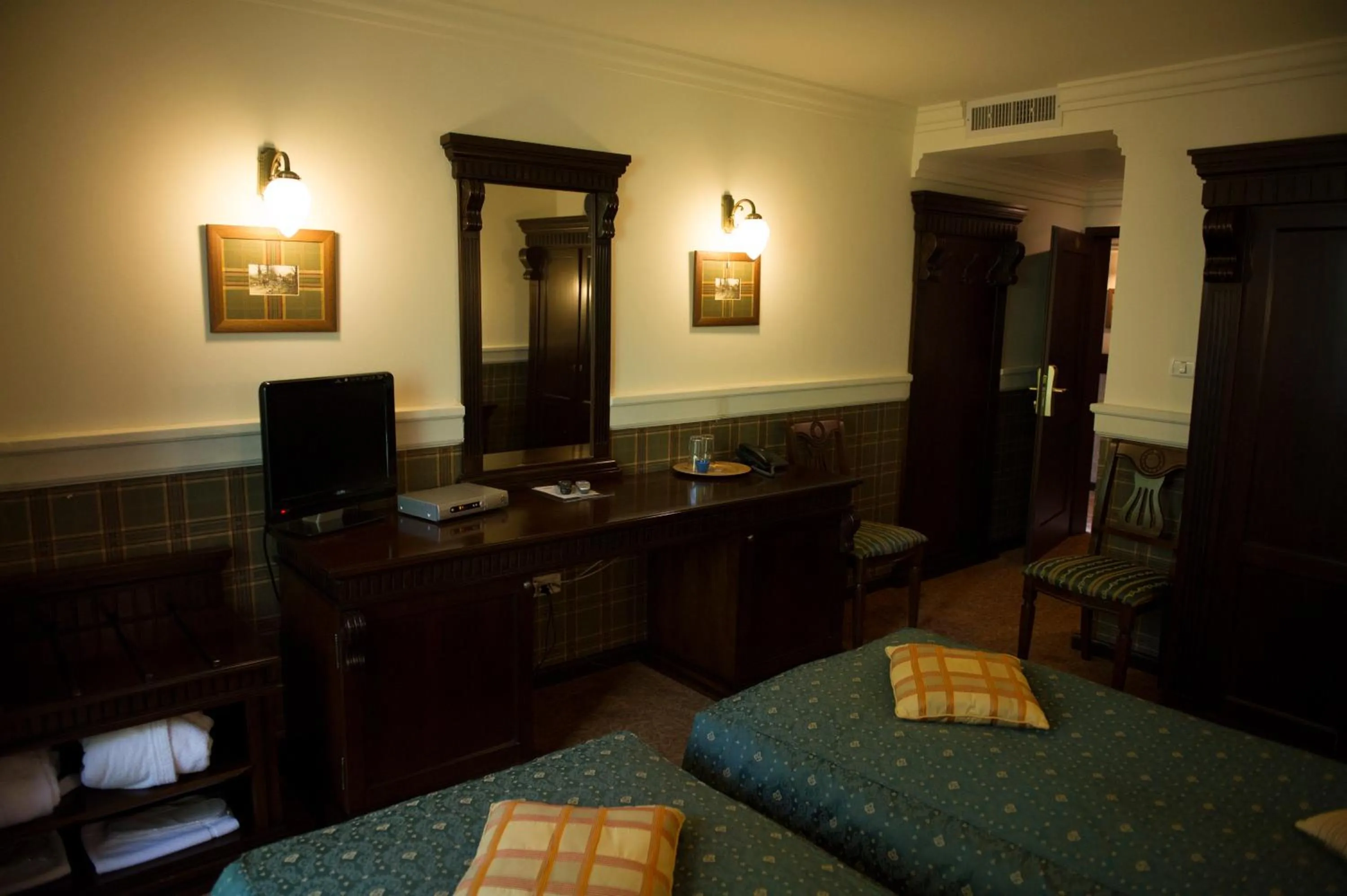 Bed in Hotel Stejarul