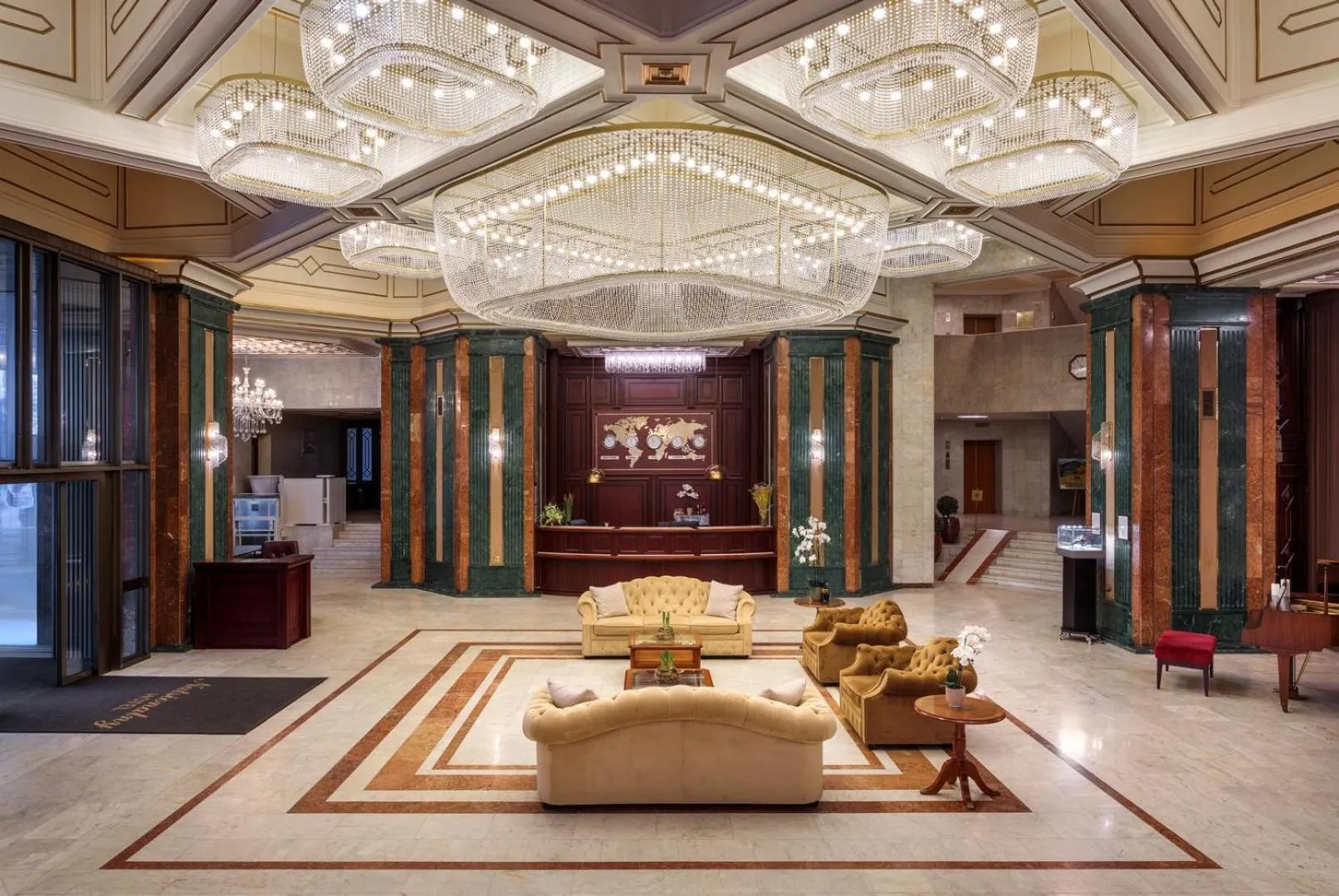 Lobby or reception in Natsionalny Hotel