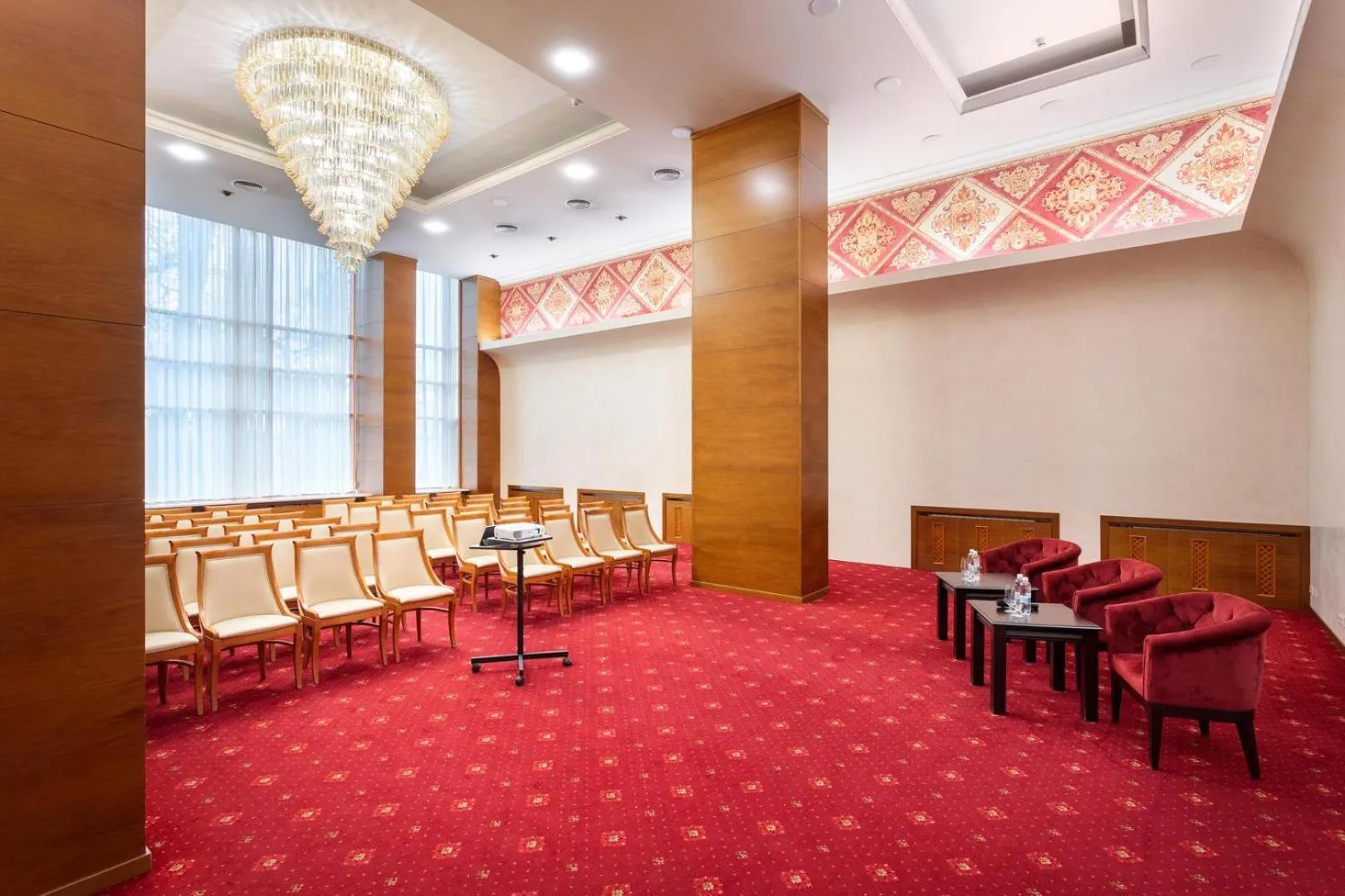Meeting/conference room in Natsionalny Hotel