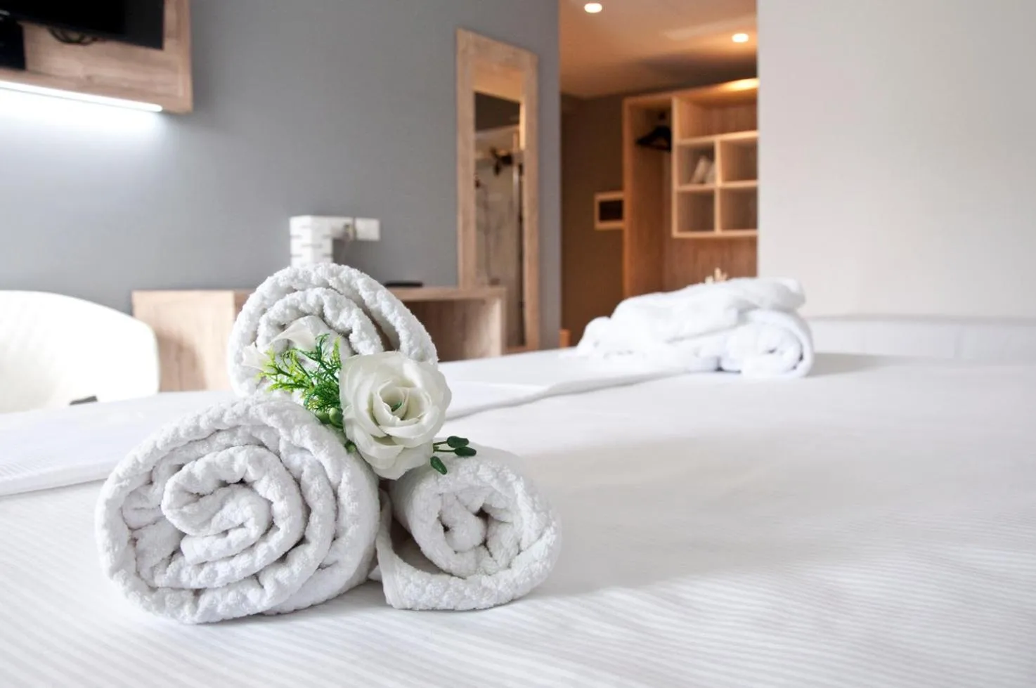 Bed in Ambruosi Village Resort & SPA