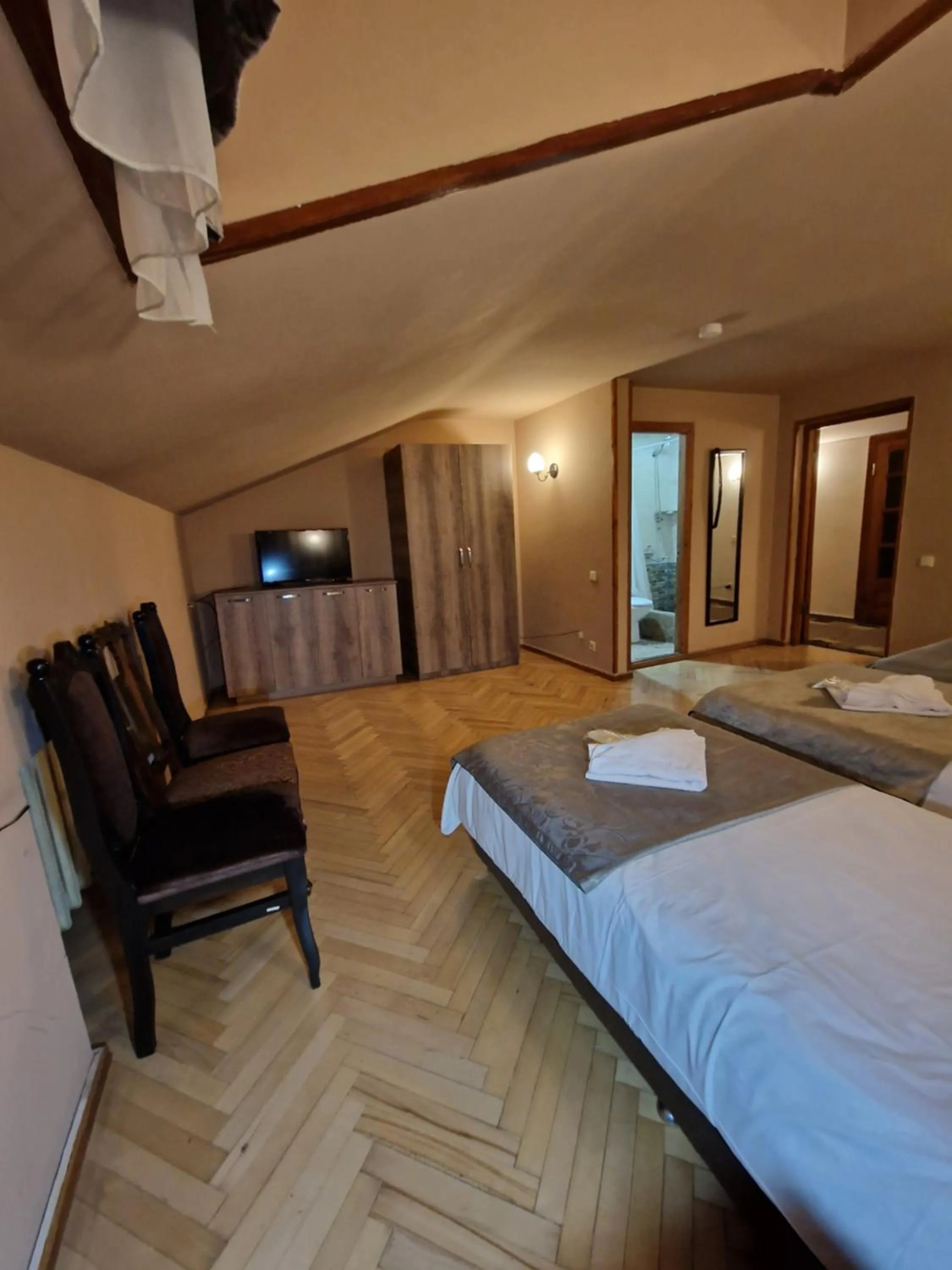 Property building, Bed in Georgian House