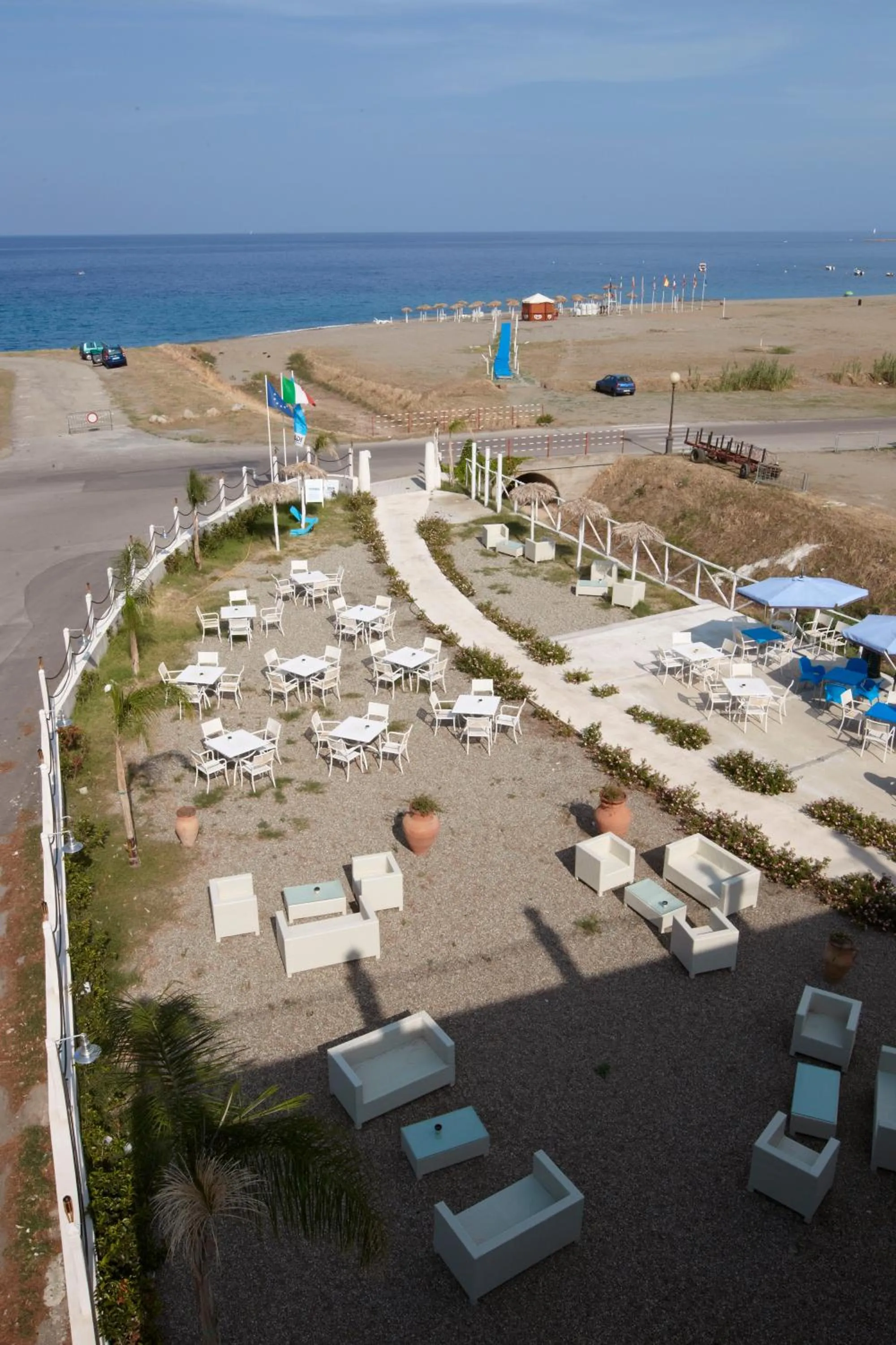 Facade/entrance in Yachting Club Mare
