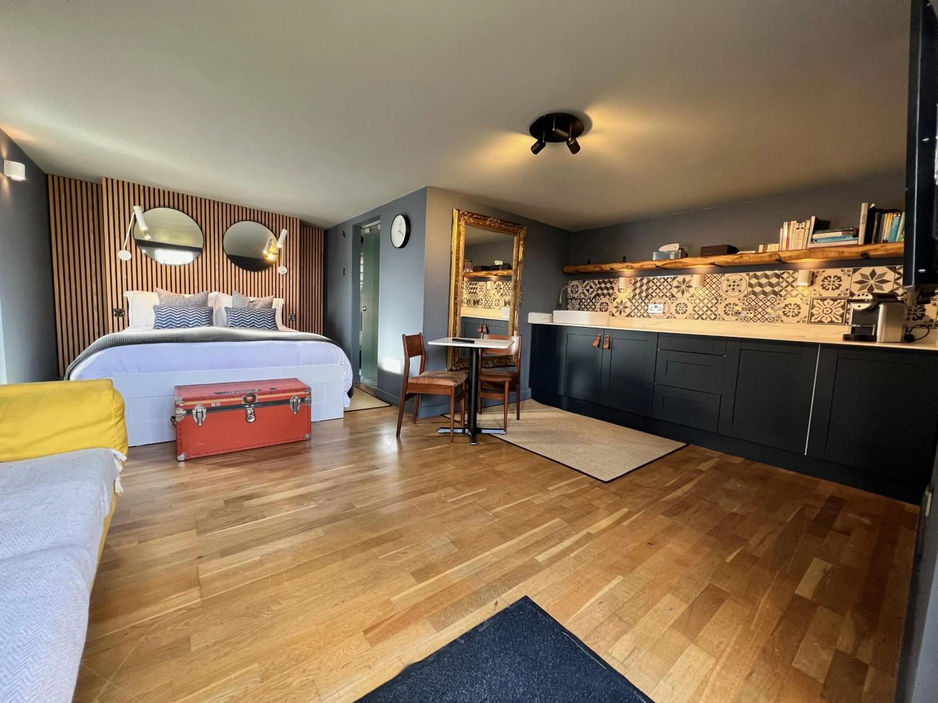 Bed in Rockmount Rooms & Apartment