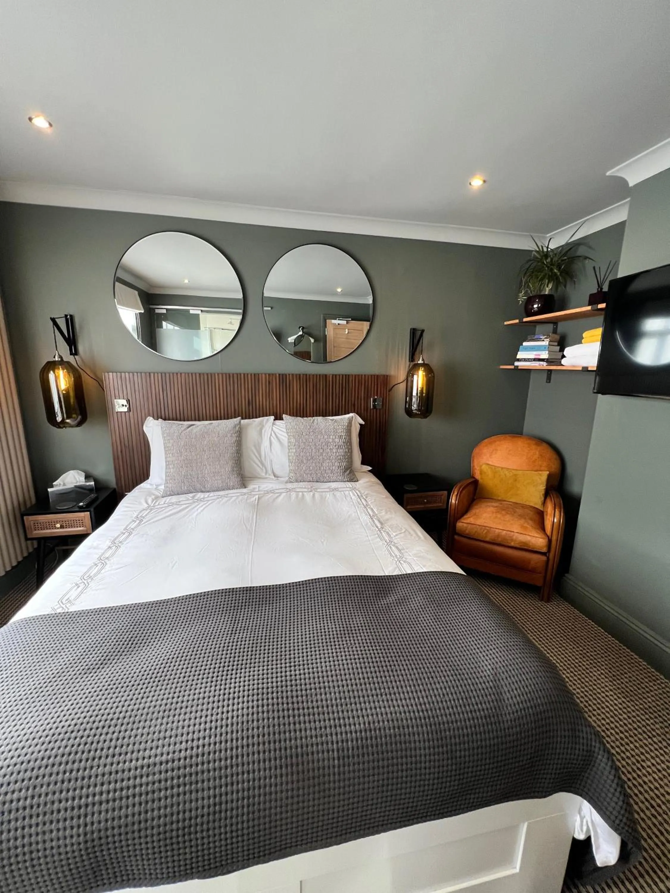 Bed in Rockmount Rooms & Apartment