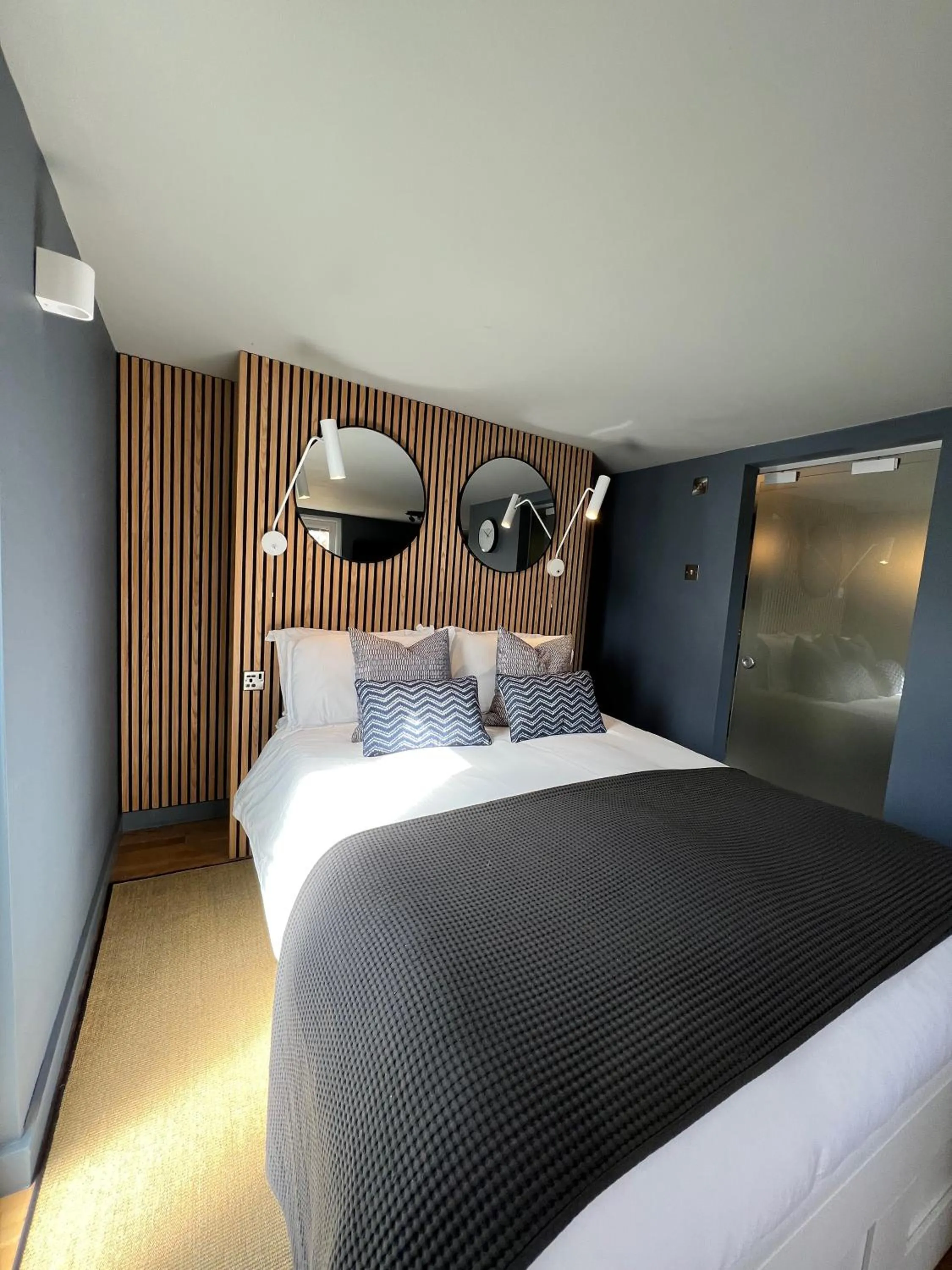 Bed in Rockmount Rooms & Apartment