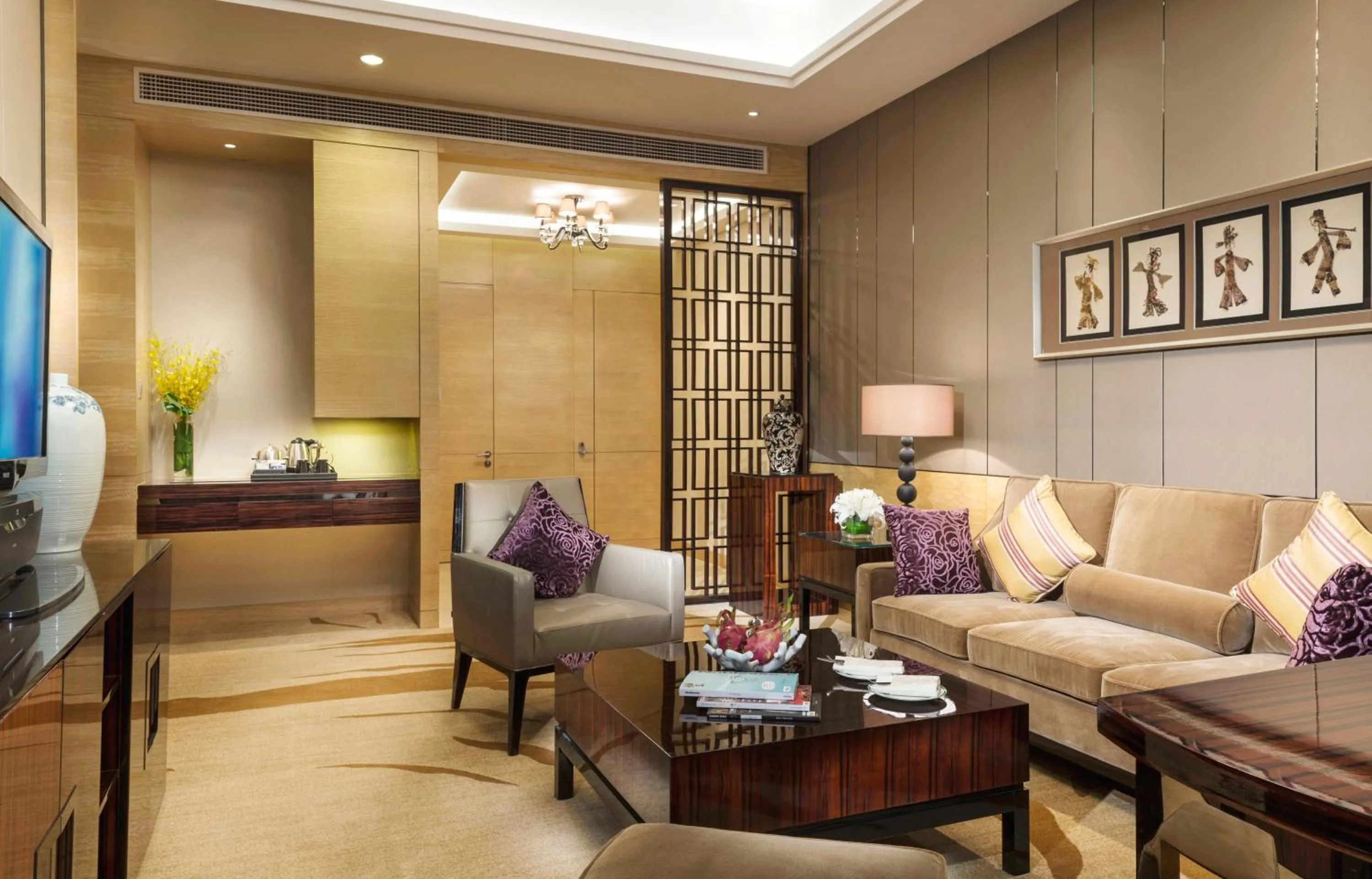 Living room in InterContinental Tangshan by IHG