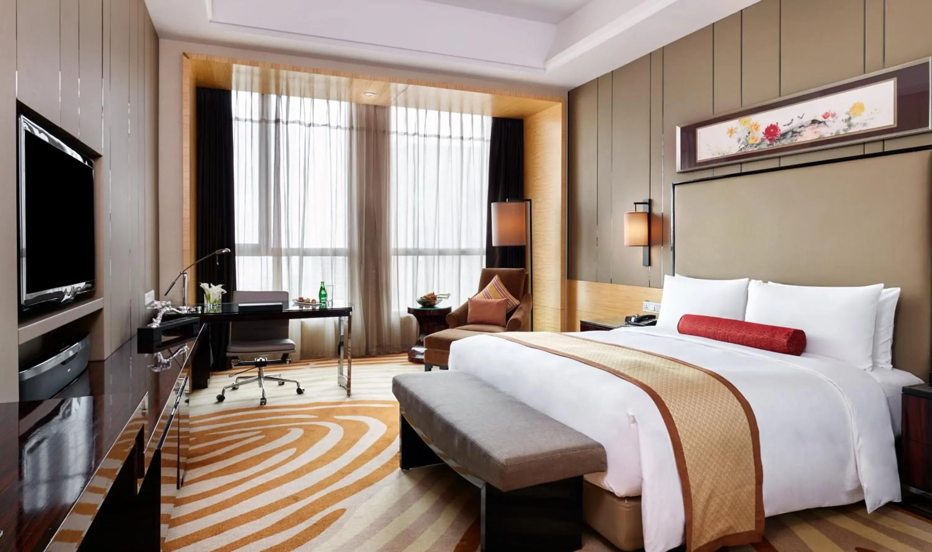 Classic King Room with Lounge Access and View in InterContinental Tangshan by IHG Classic King Room with Lounge Access and View in InterContinental Tangshan by IHG