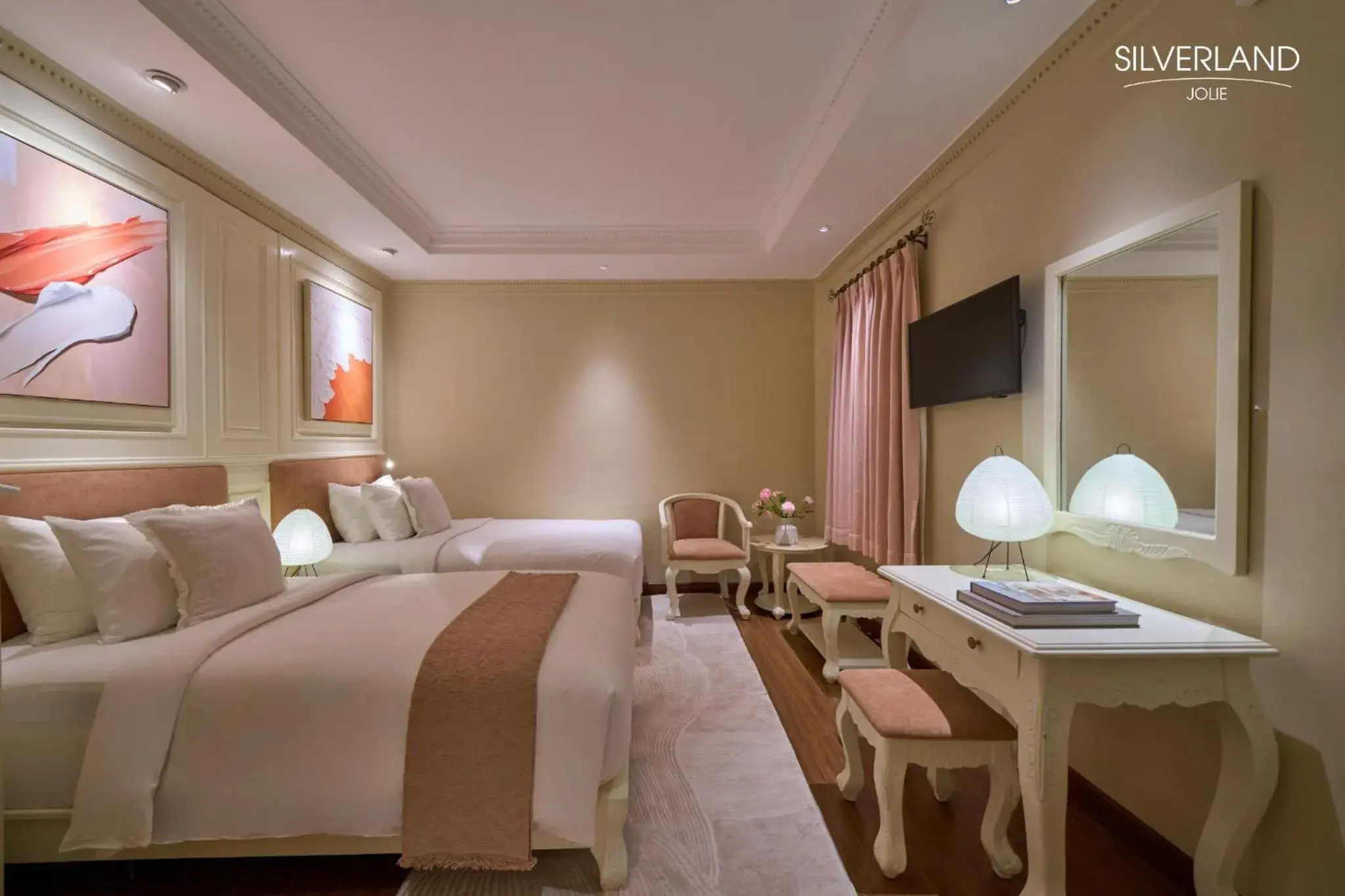 Deluxe Double or Twin (with Afternoon tea) – No Window. in Silverland Jolie Hotel Deluxe Double or Twin (with Afternoon tea) – No Window. in Silverland Jolie Hotel