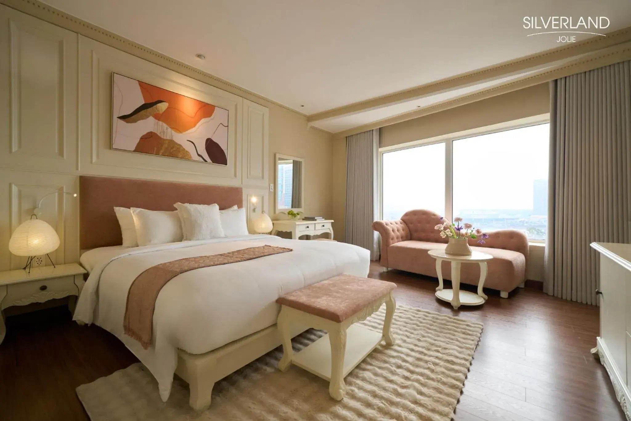 Junior Suite Double or Twin (with Afternoon tea) in Silverland Jolie Hotel Junior Suite Double or Twin (with Afternoon tea) in Silverland Jolie Hotel