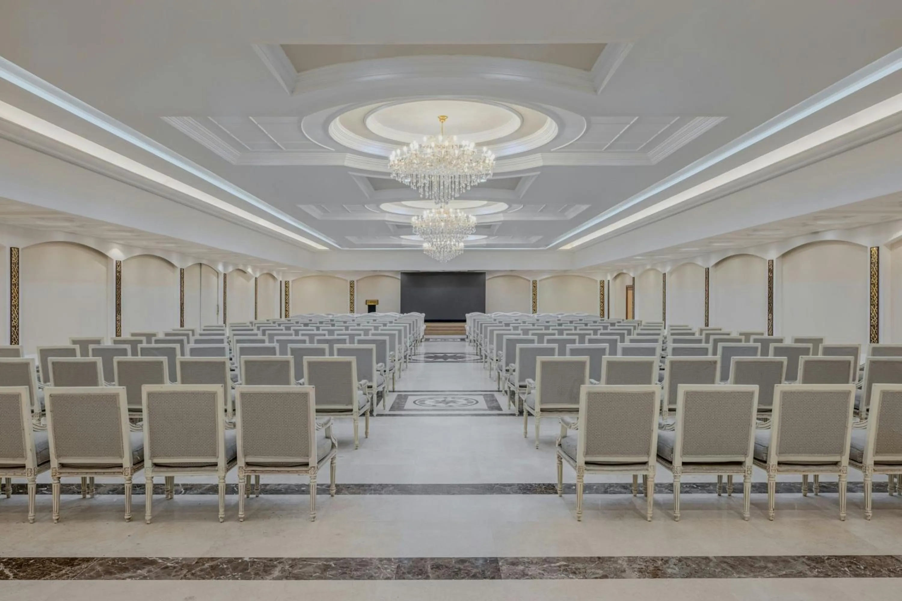 Meeting/conference room in Le Meridien Medina