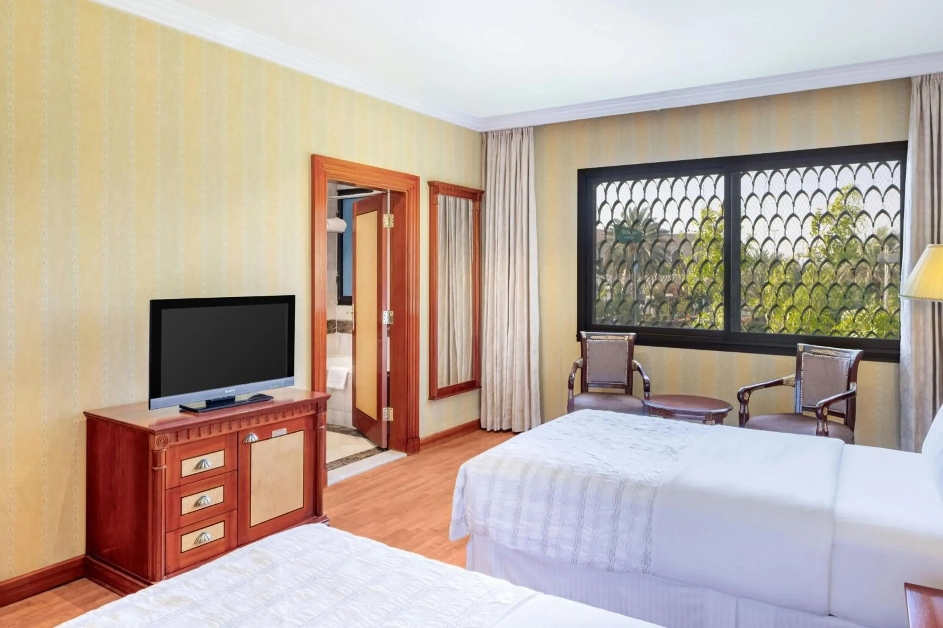 Standard Twin Room in Le Meridien Medina Standard Twin Room in Le Meridien Medina