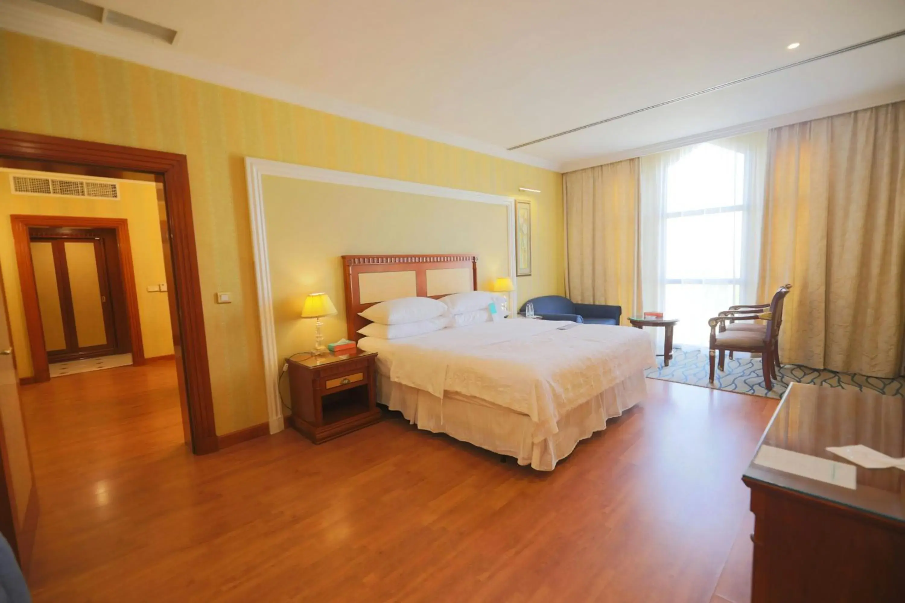 Executive Suite With One Guest Room in Le Meridien Medina Executive Suite With One Guest Room in Le Meridien Medina