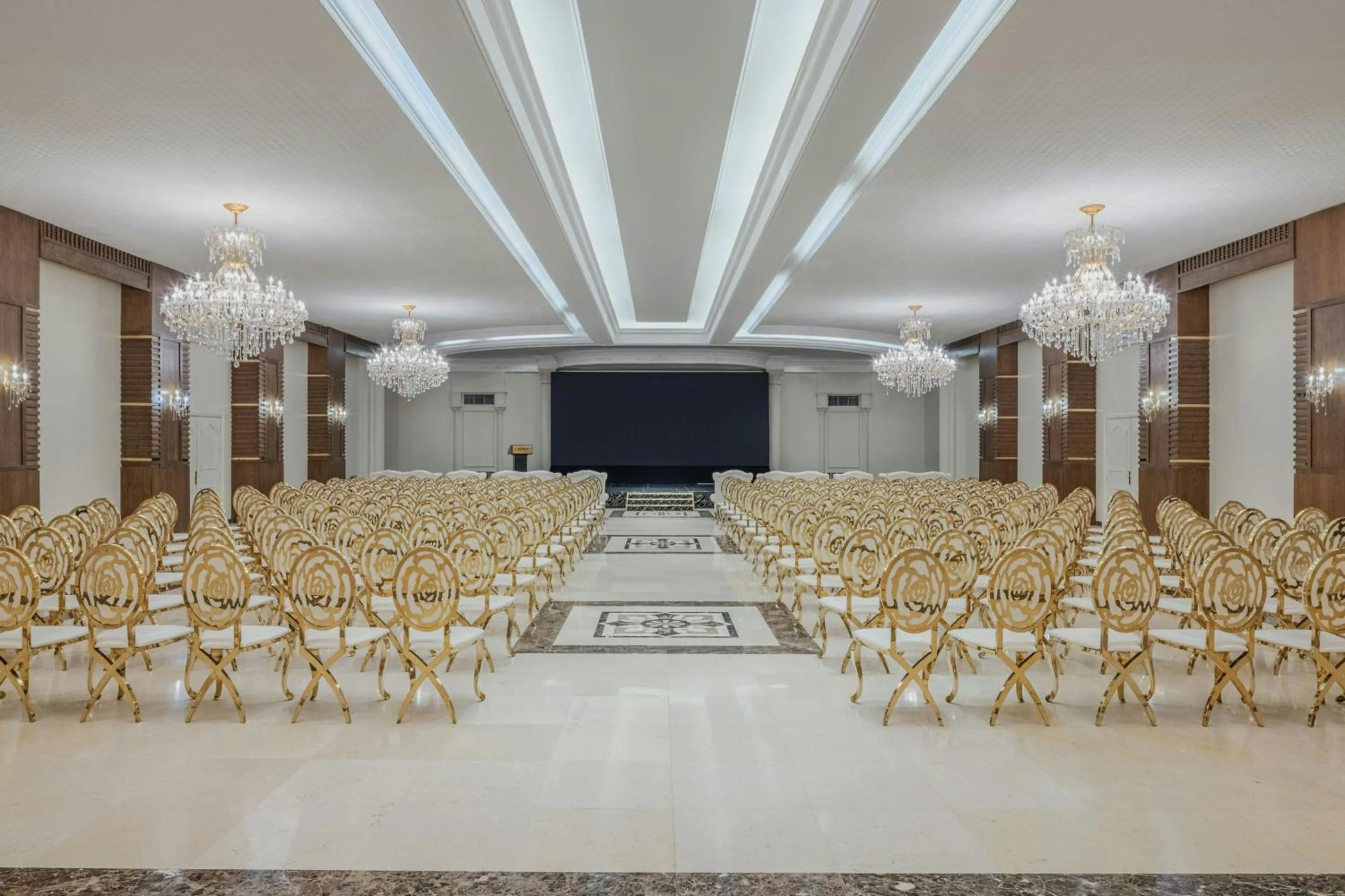 Meeting/conference room in Le Meridien Medina