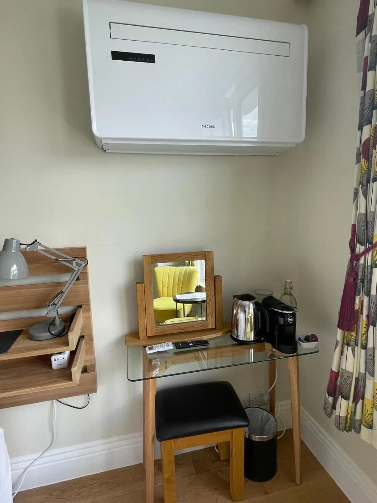 Coffee/tea facilities in Beach Lodge