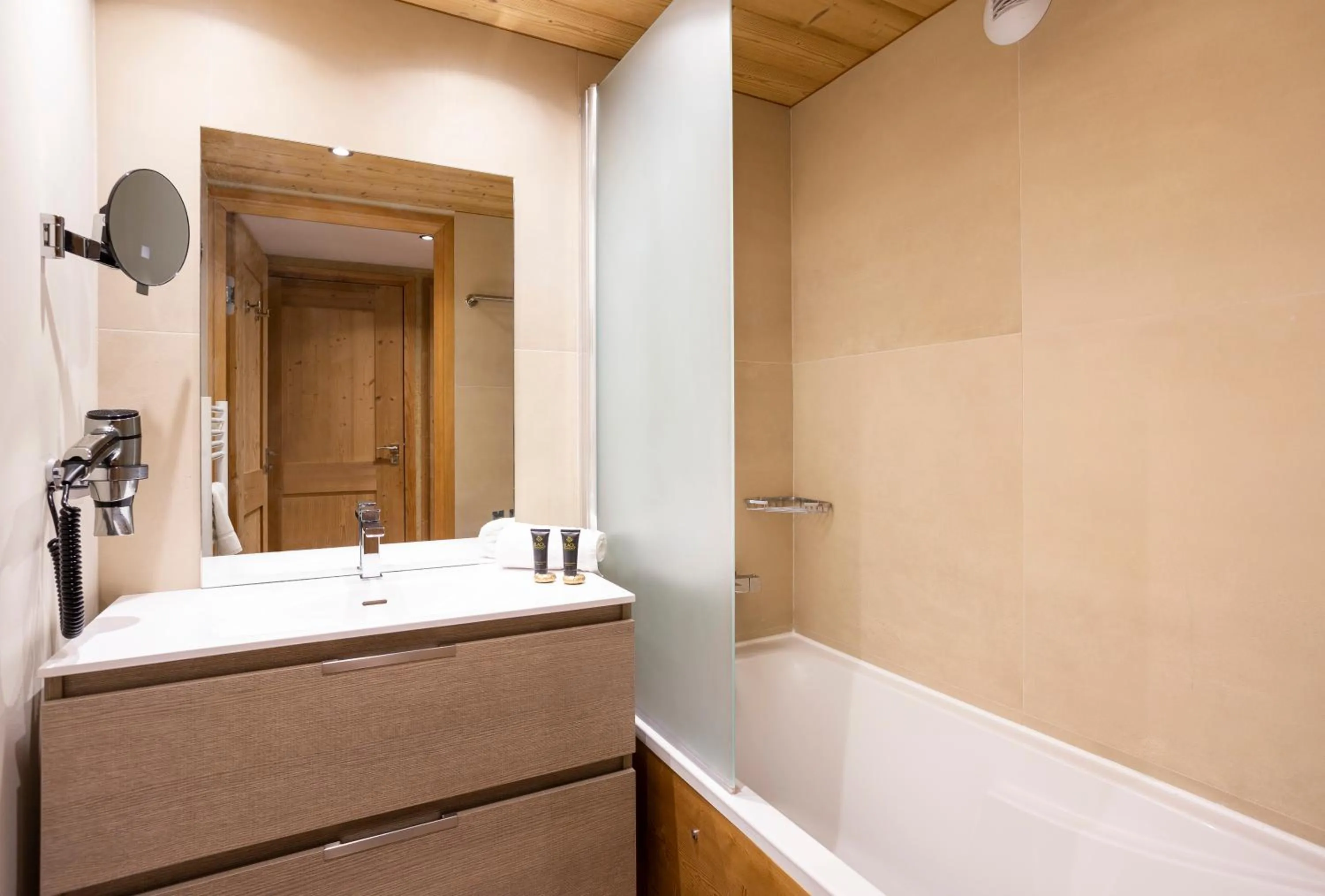 Bathroom in Résidence Daria-I Nor by les Etincelles