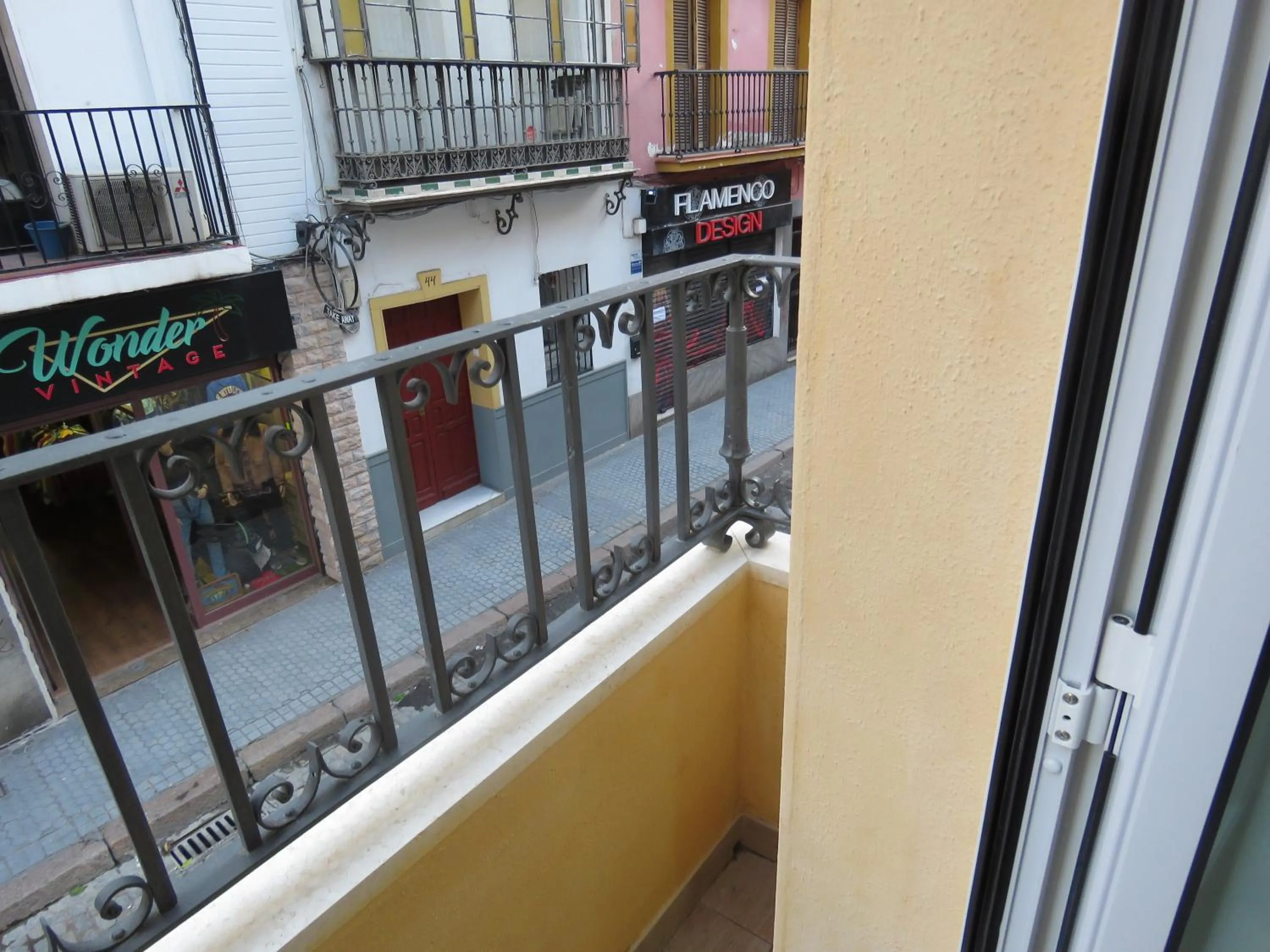 Balcony/Terrace in Living Sevilla Apartments Hércules