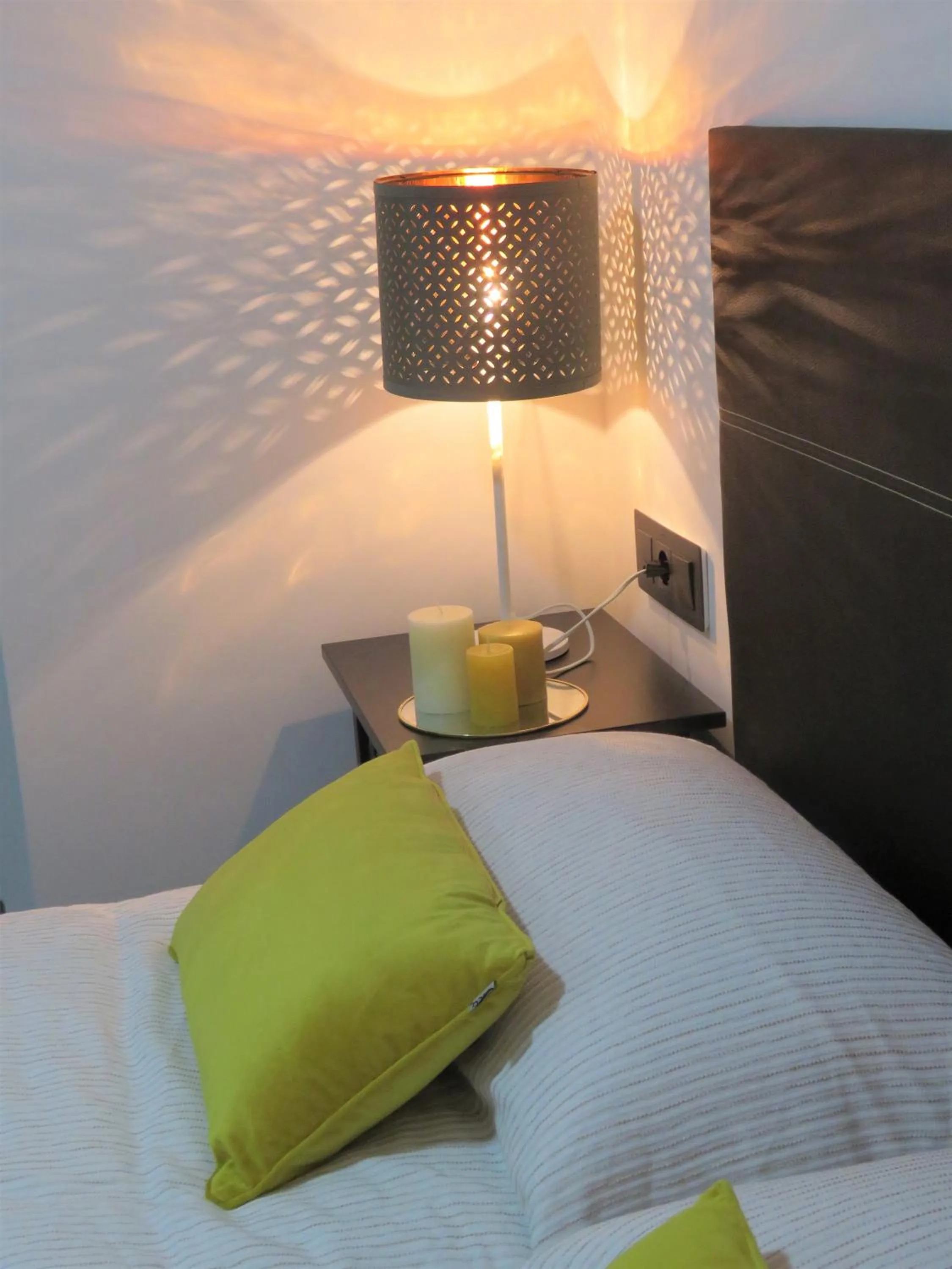 Bedroom, Bed in Living Sevilla Apartments Hércules