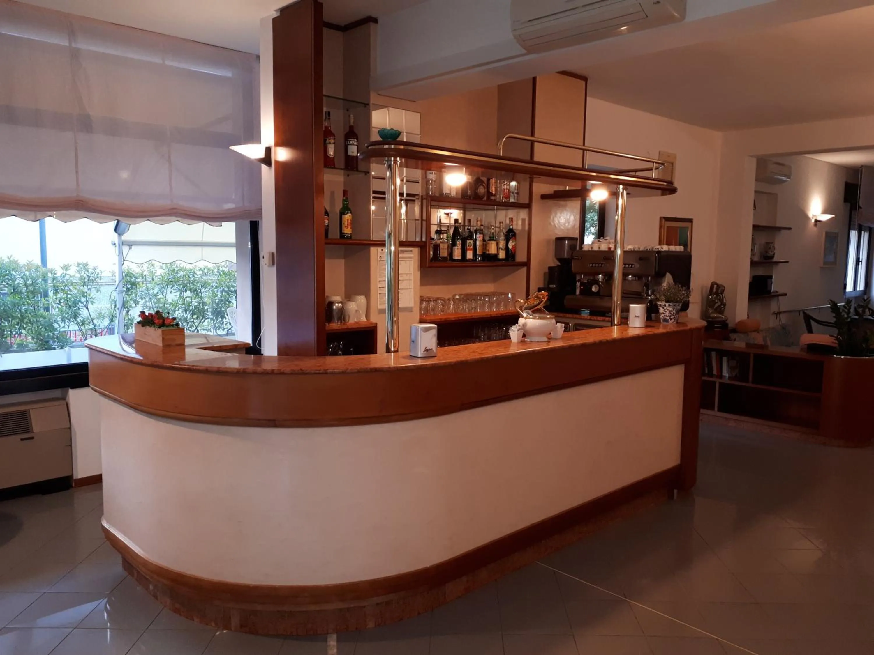 Lounge or bar in Hotel Ciclamino