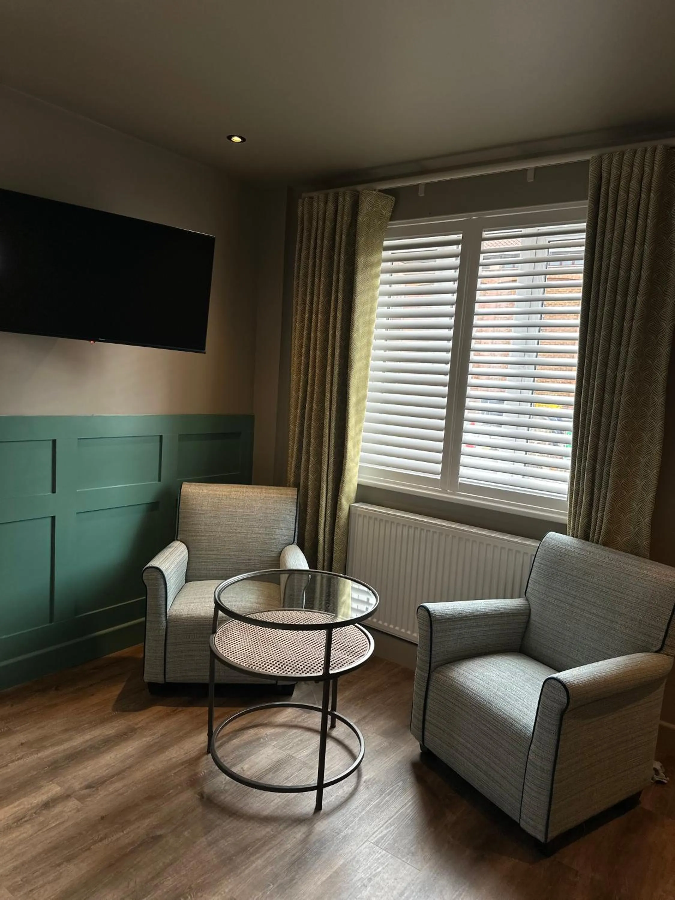 TV and multimedia in The George Hotel Easingwold