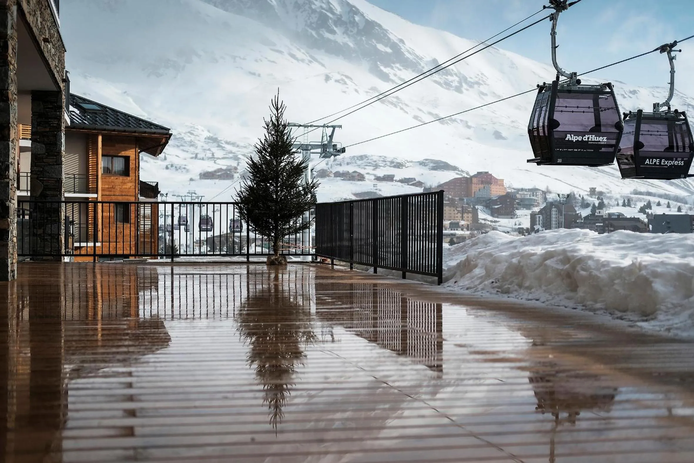 Winter in Hôtel Daria-I Nor by Les Etincelles