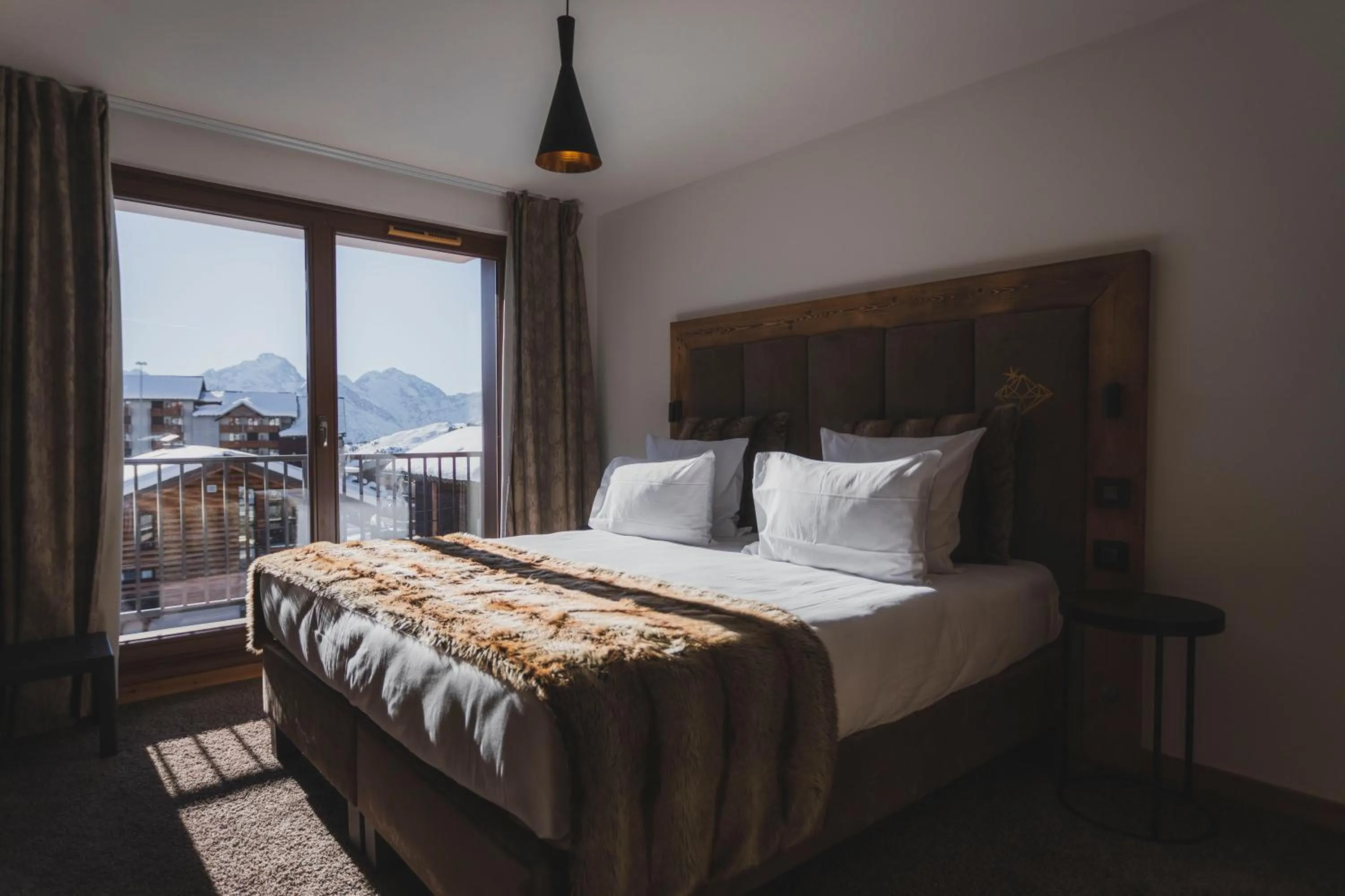 Bed in Hôtel Daria-I Nor by Les Etincelles