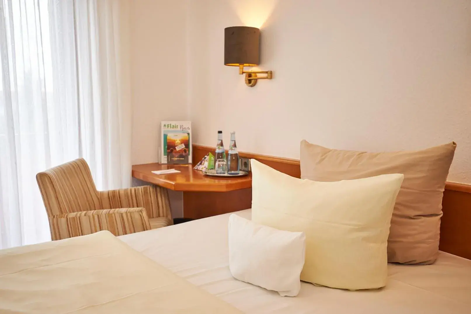 Single Room - single occupancy in ERCK- Flair Hotel & Restaurant Single Room - single occupancy in ERCK- Flair Hotel & Restaurant