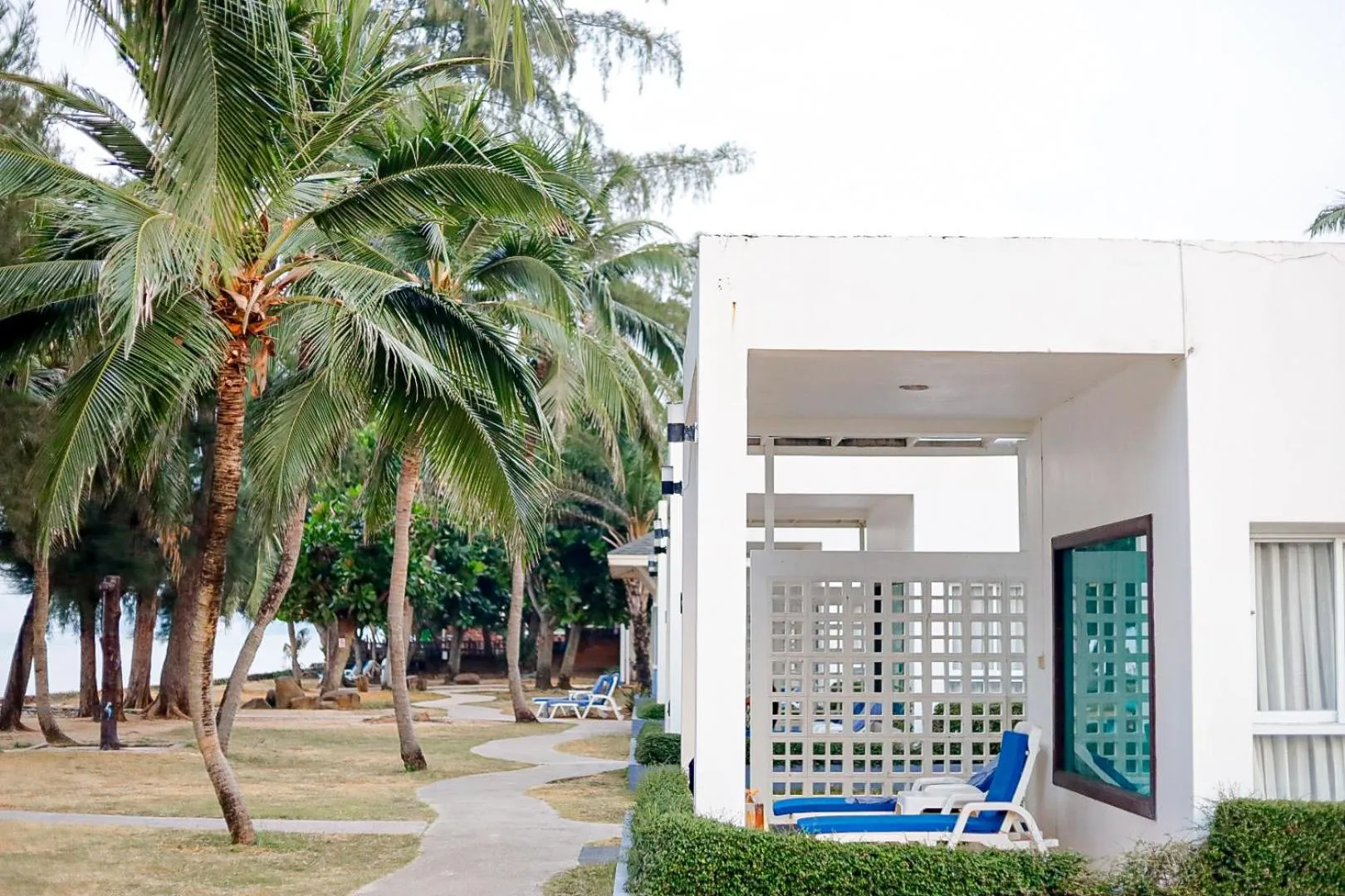 Day in Chaolao Tosang Beach Hotel