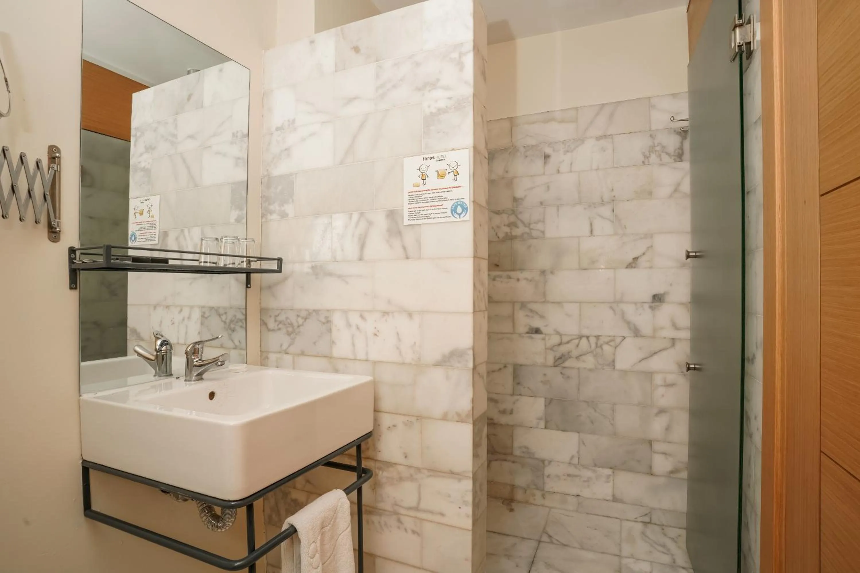 Shower in Faros Hotel Taksim-Special Category