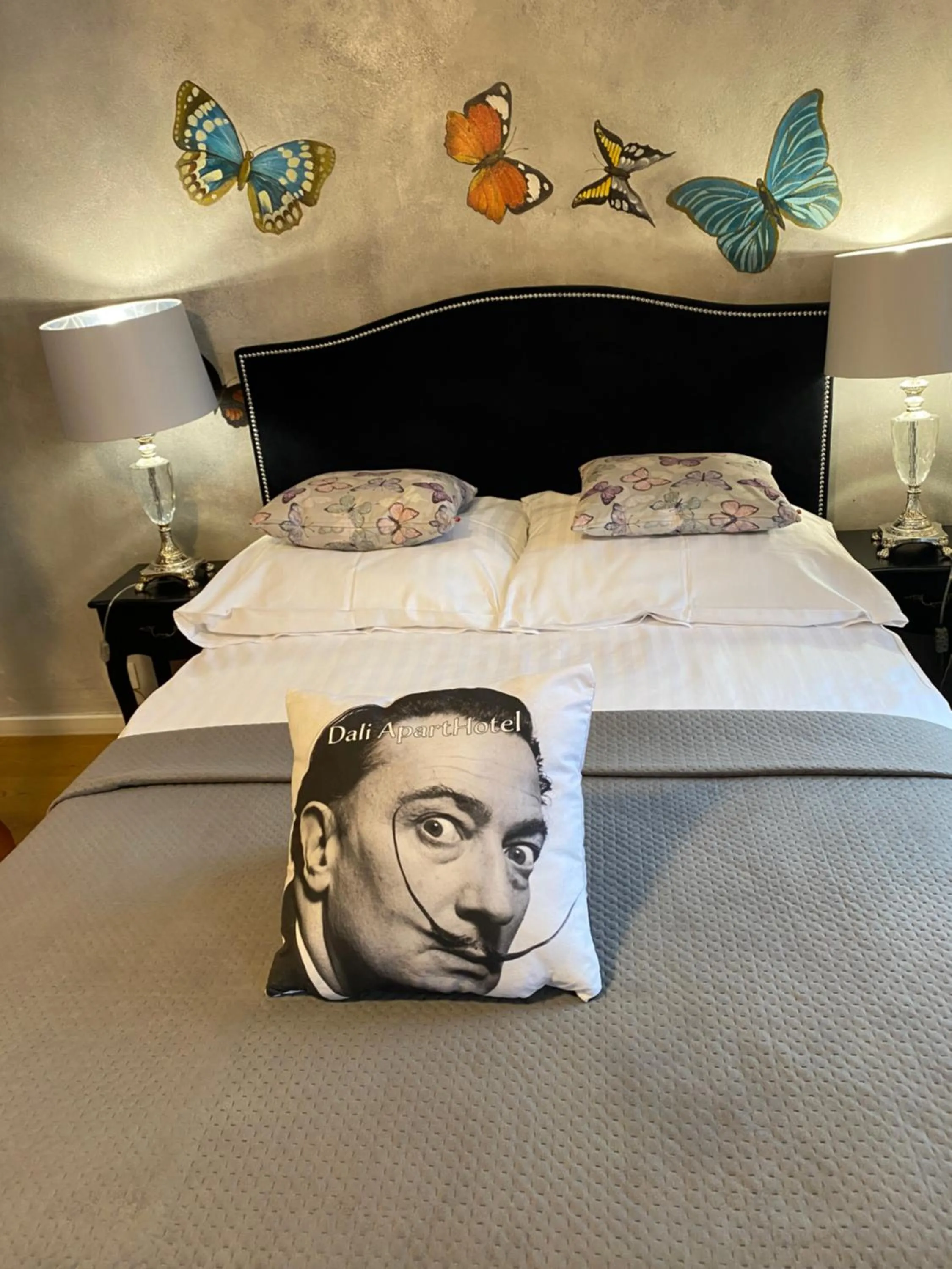 Bed in Dali ApartHOTEL