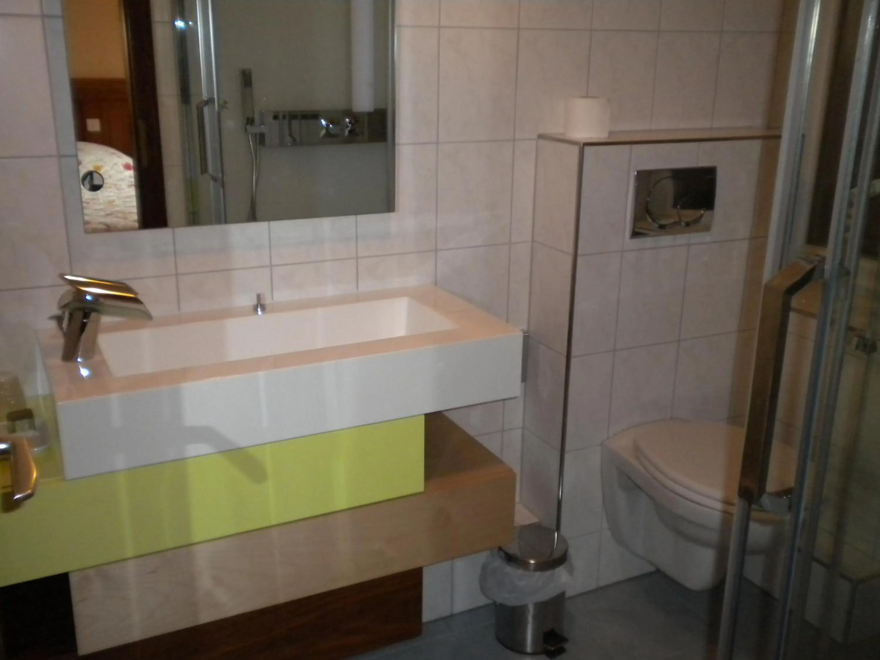 Bathroom in Hotel Restaurant A l'Ange