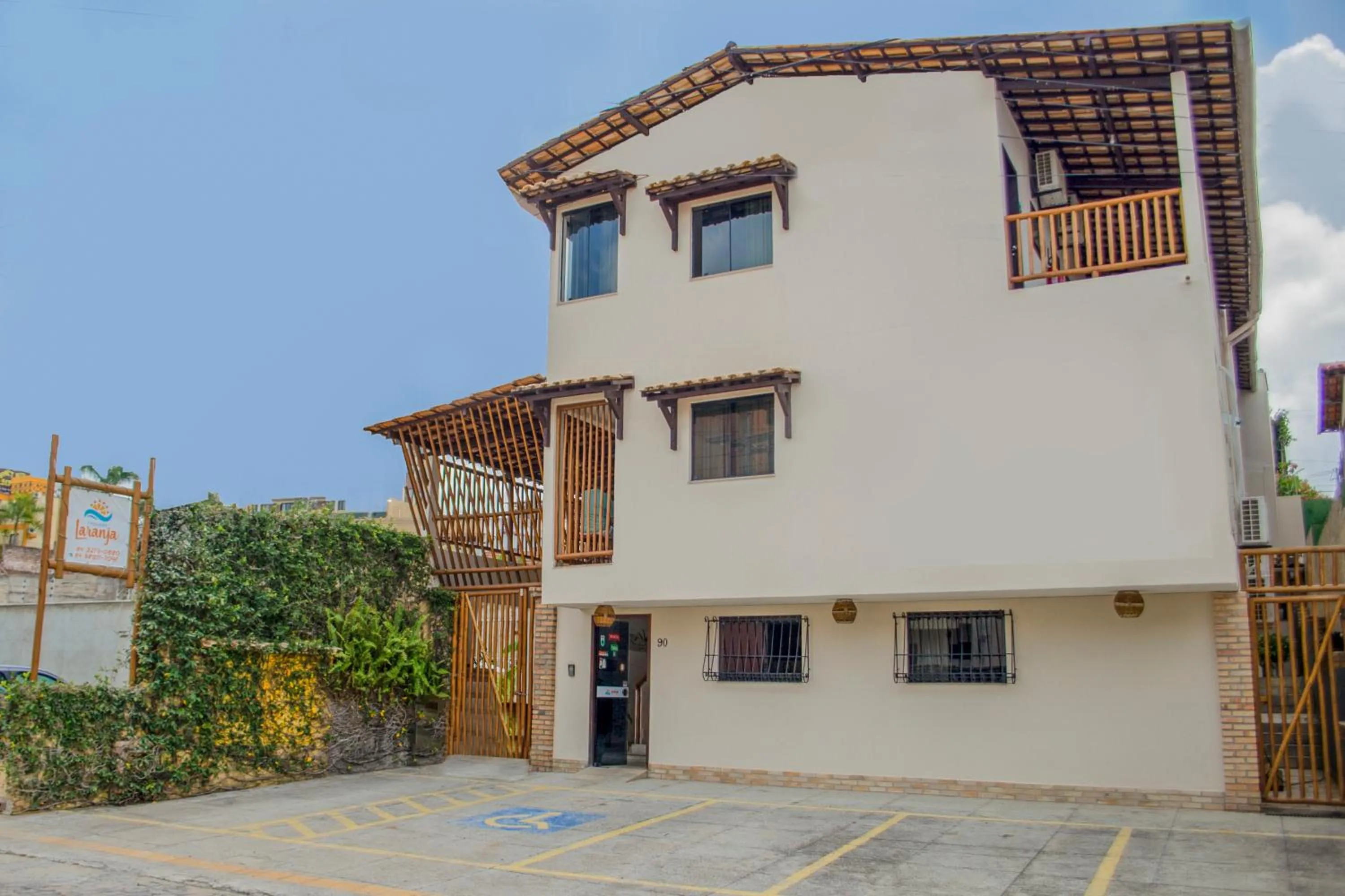 Property building in Pousada Laranja - Nova Administração